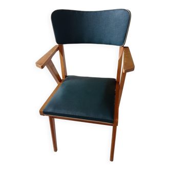 Old Scandinavian chair/armchair