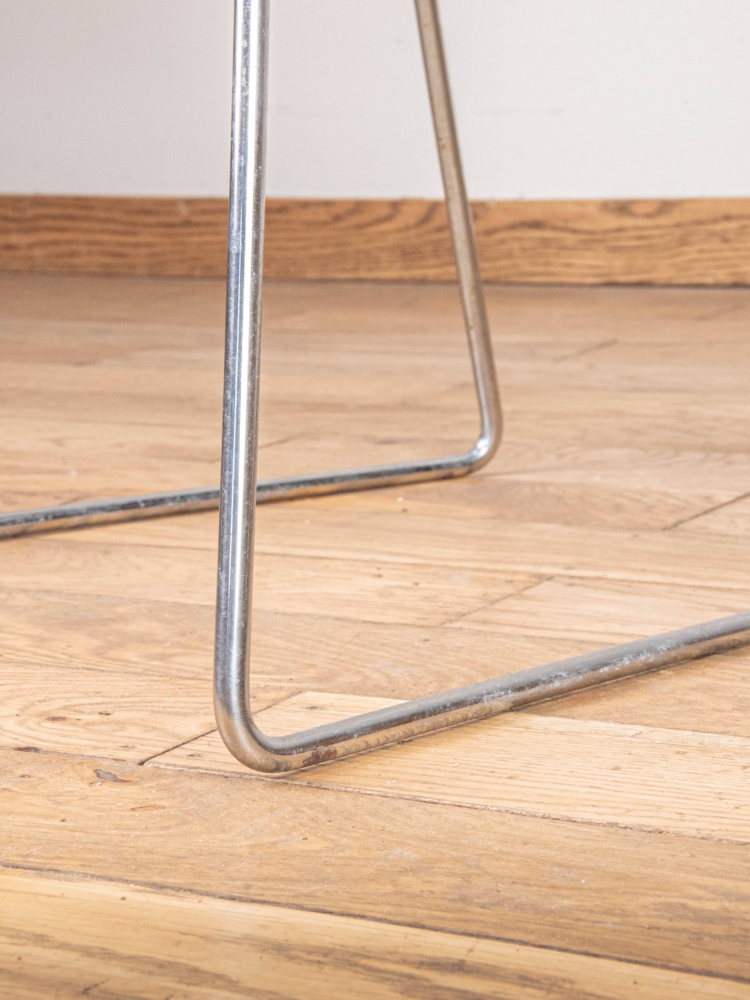 Bertoia chair
