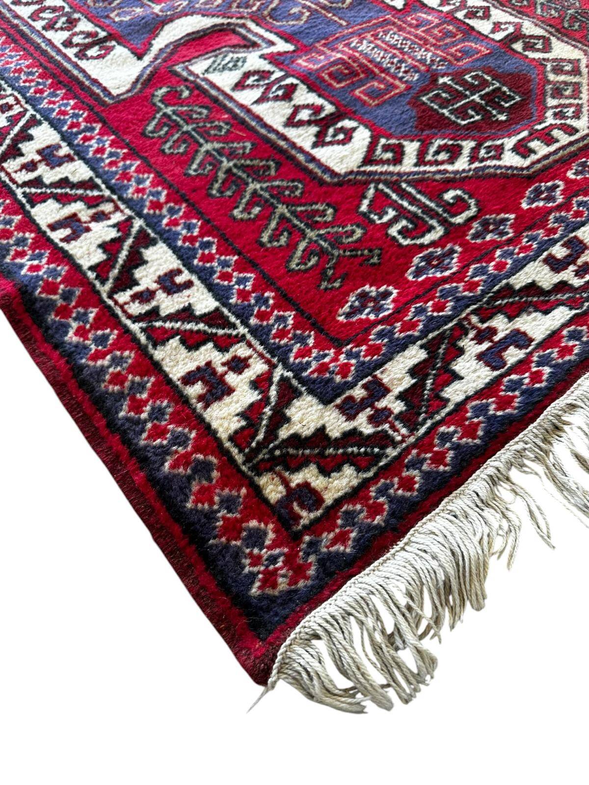 Handmade Persian rug 190cm x 100cm