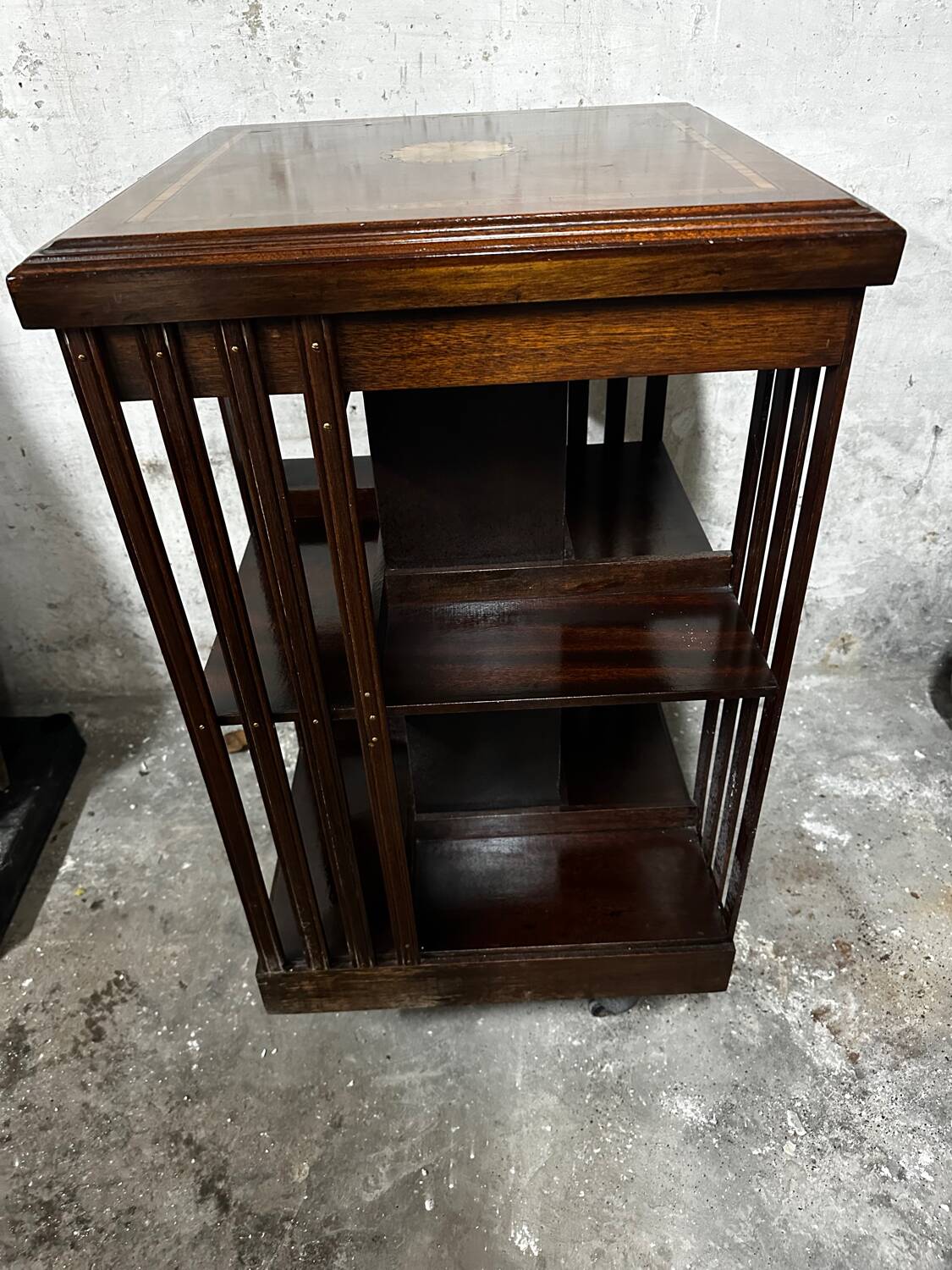 Revolving bookcase in mahogany and marquetry - art deco