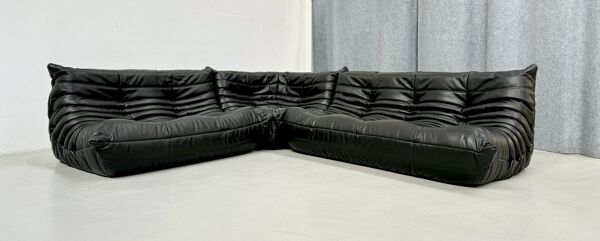 Ensemble de salon Togo français en cuir noir par Michel Ducaroy pour Ligne Roset, ensemble de 3 pièces