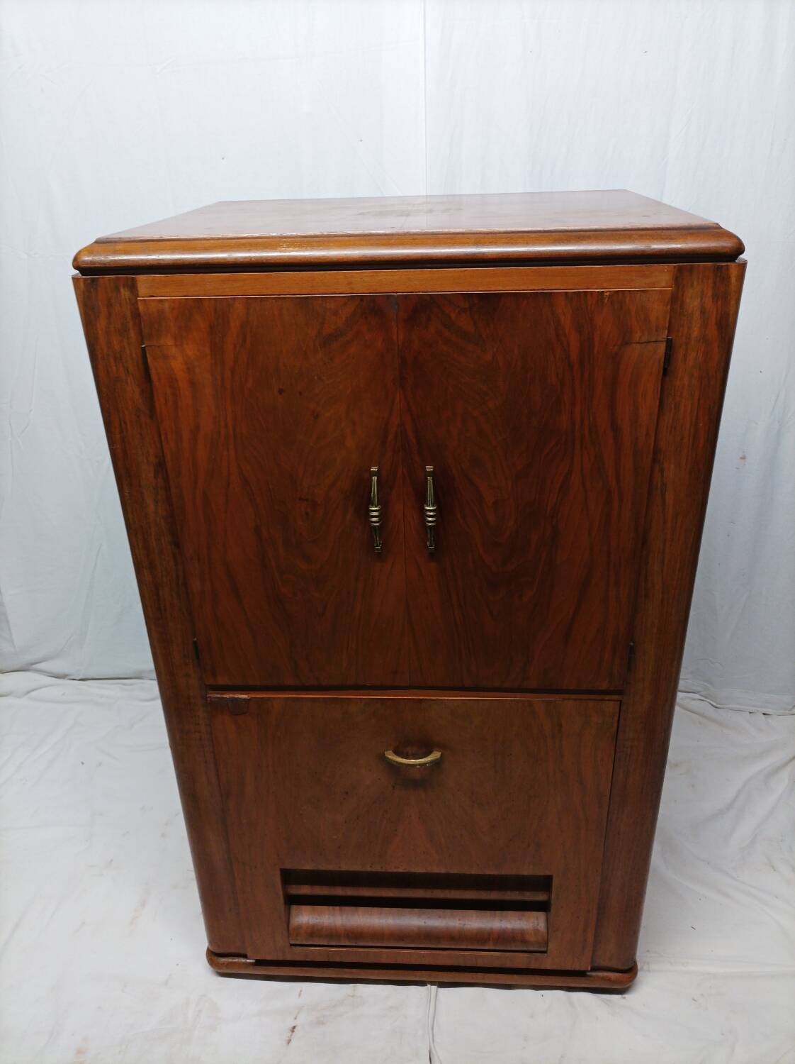 Vintage bar furniture