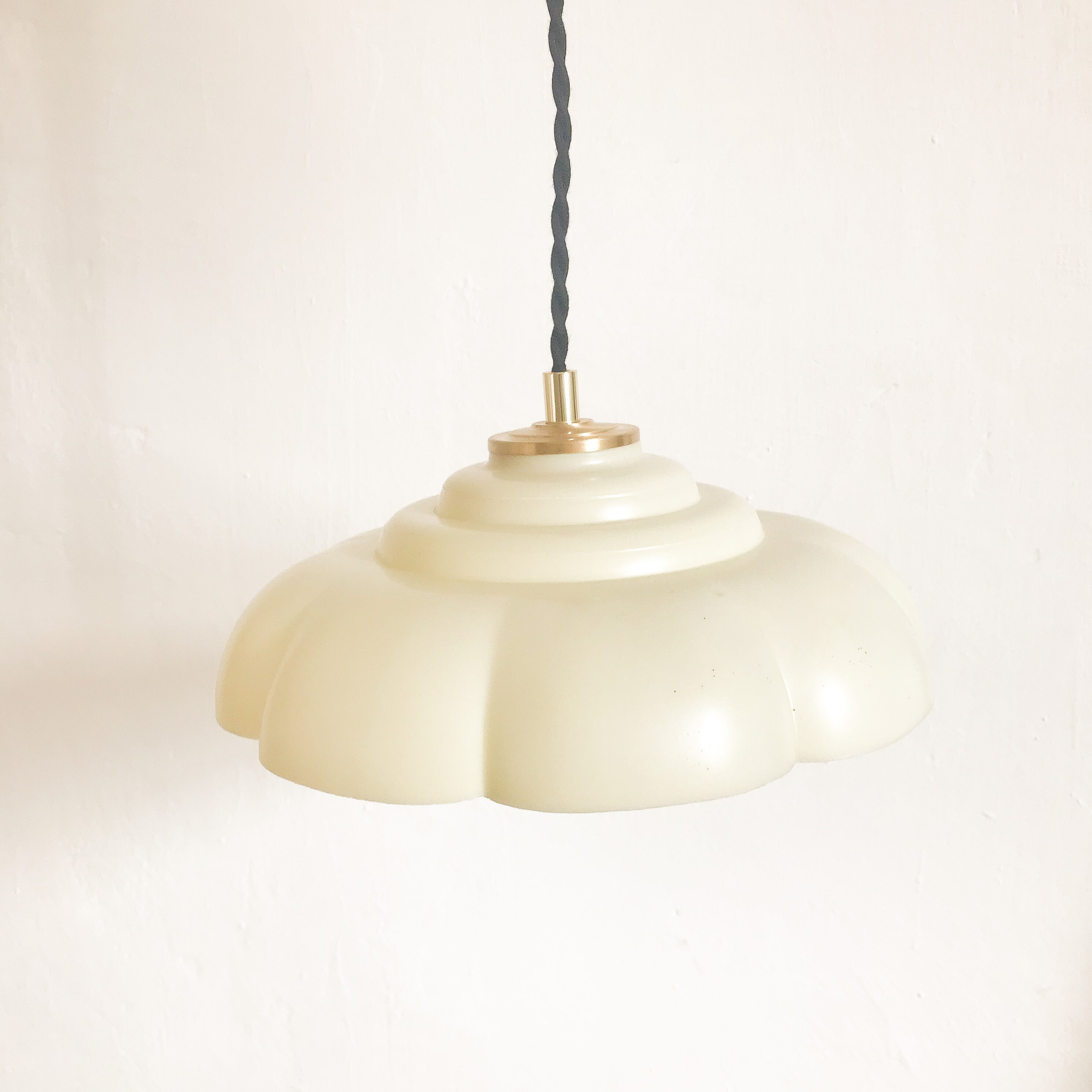 Suspension lampshade vintage plastic