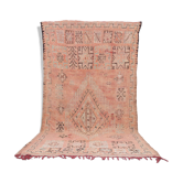 Tapis marocain berbère vintage en laine rose fait main