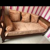 Empire-style swan neck bed