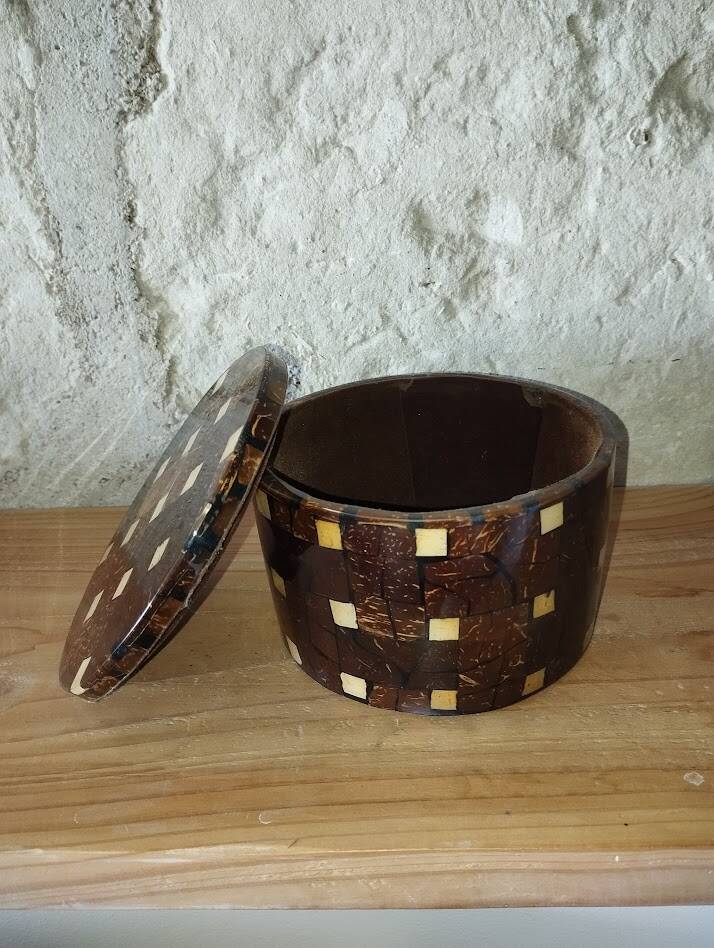 Vintage marquetry wooden jewellery box, velvet interior – 1950s/70s