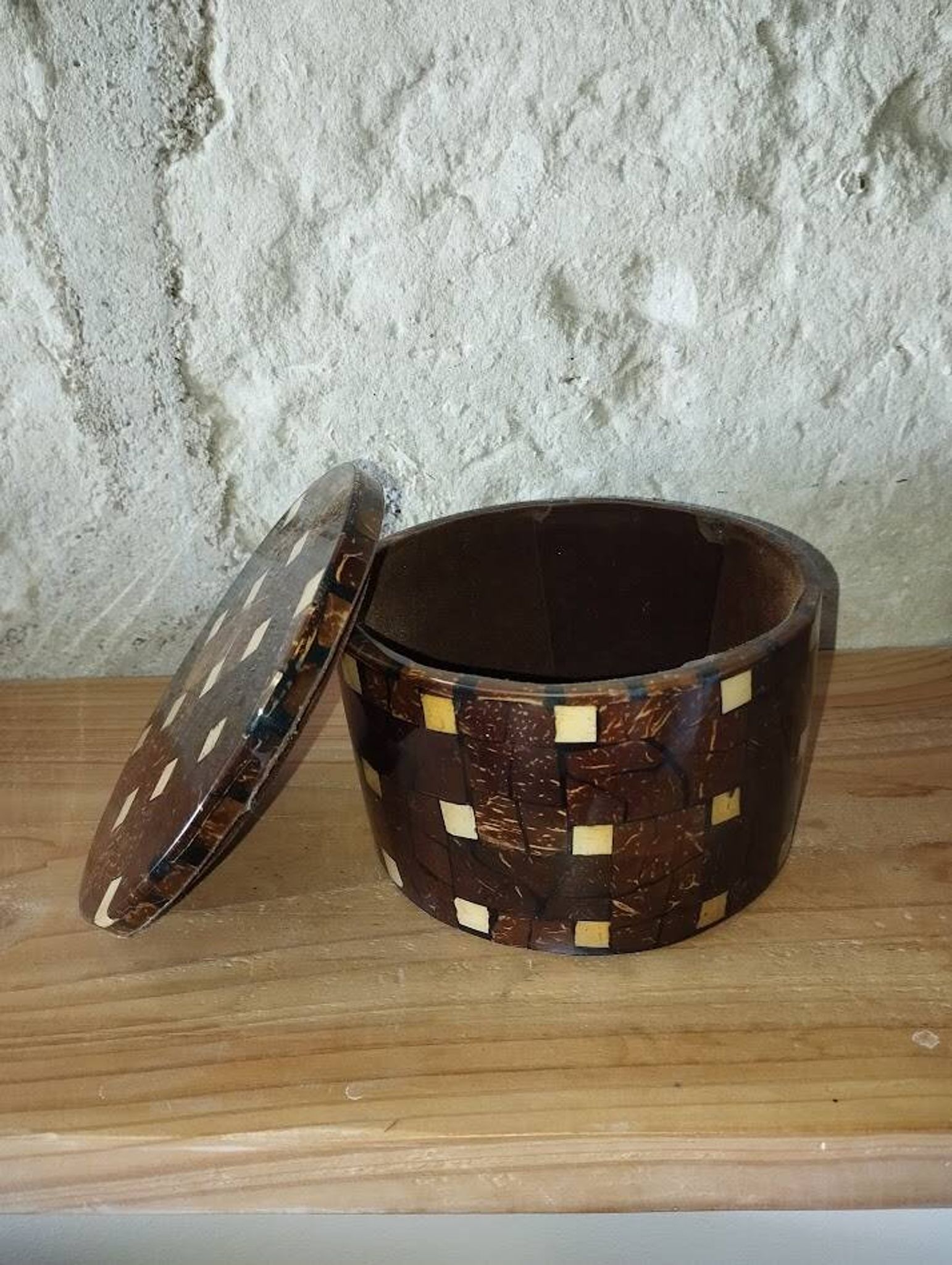 Vintage marquetry wooden jewellery box, velvet interior – 1950s/70s
