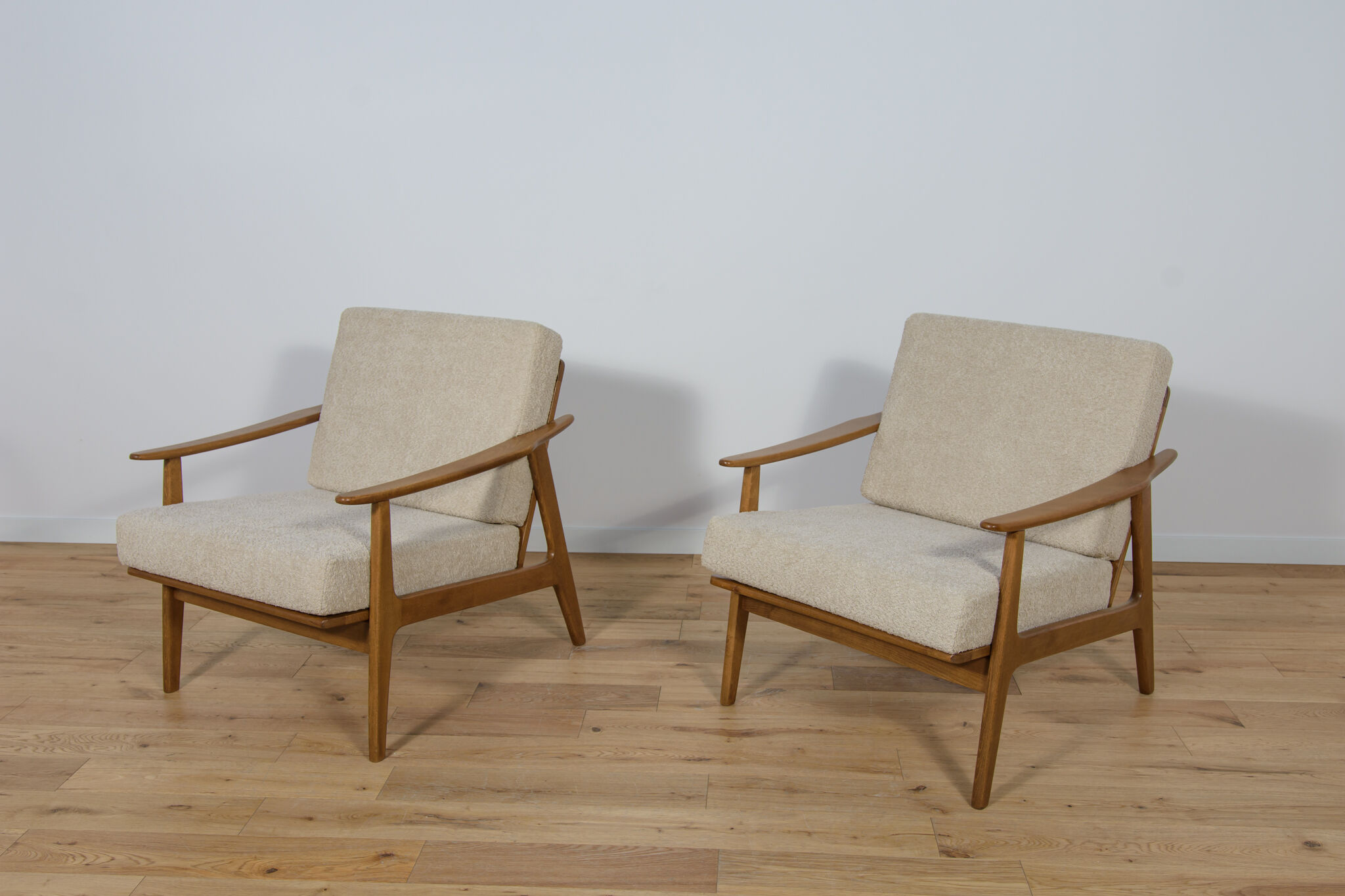 Mid-century Polish armchairs model 5825, 1960s, set of 2