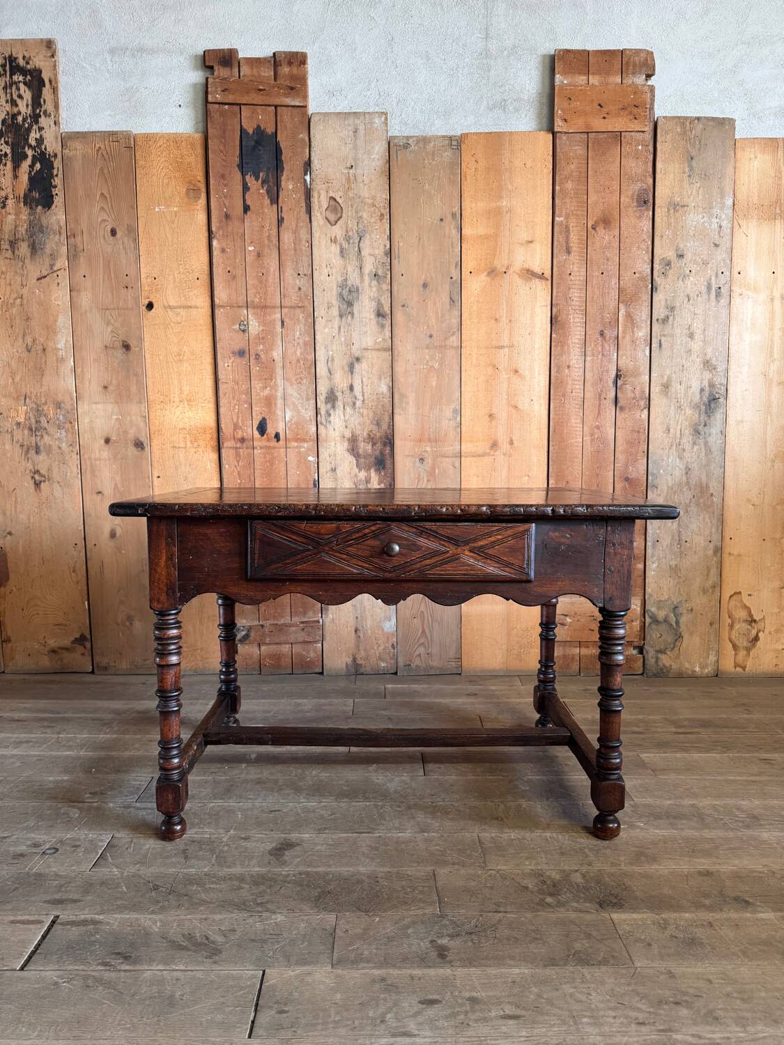 Cévenole table in chestnut wood, 19th-century folk art.