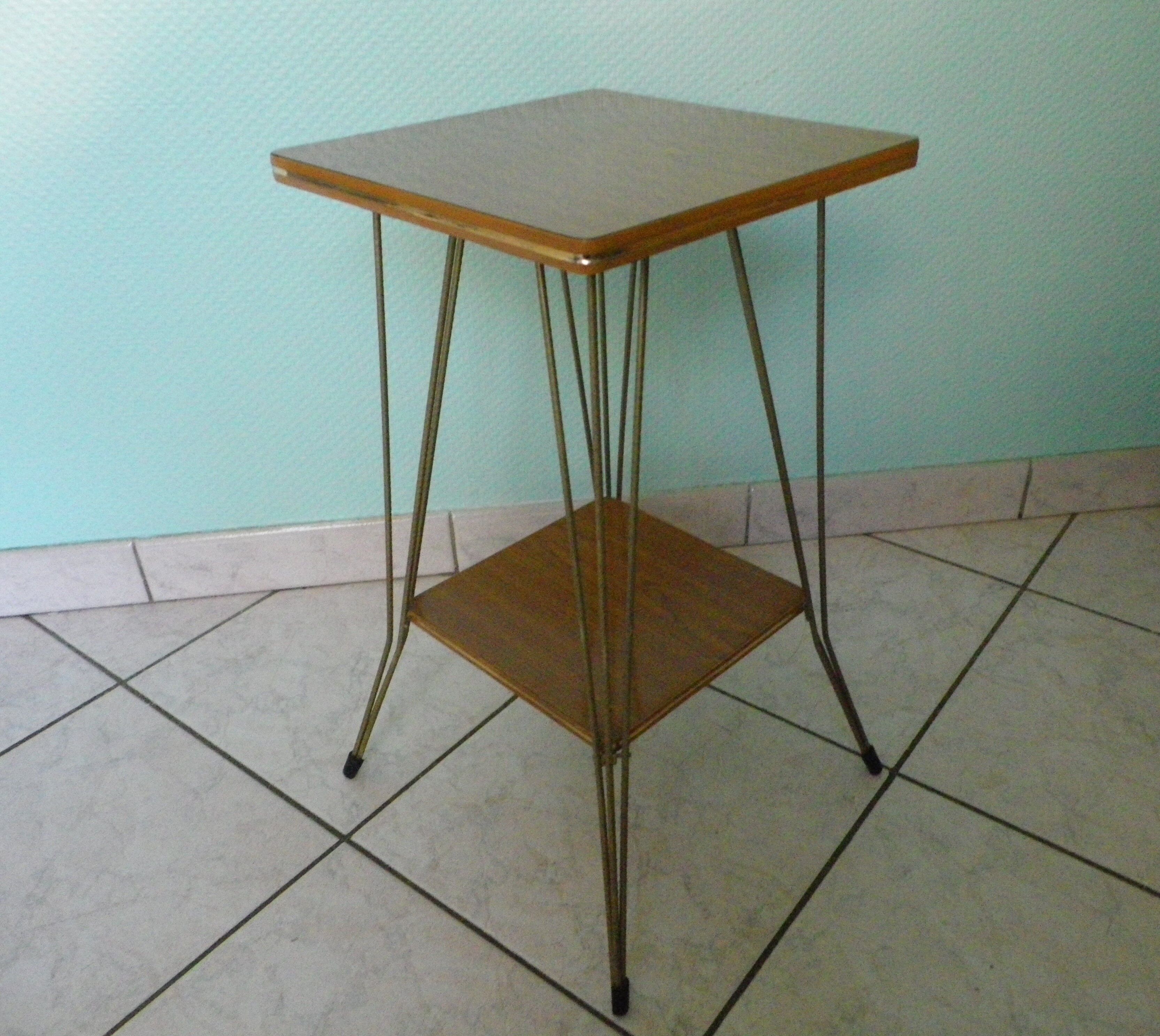 Formica side shelf, 2 shelves, gold metal - 60s