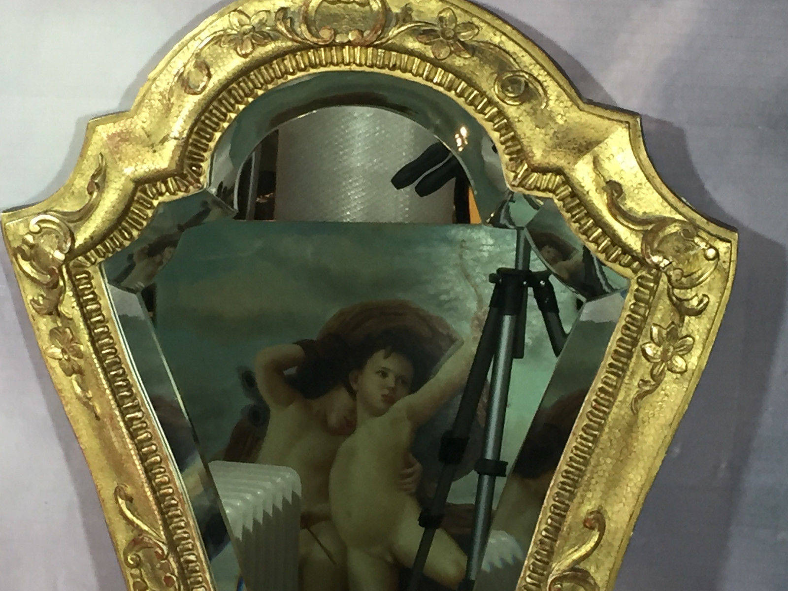 Former mirror in wood and stucco with beveled mirror