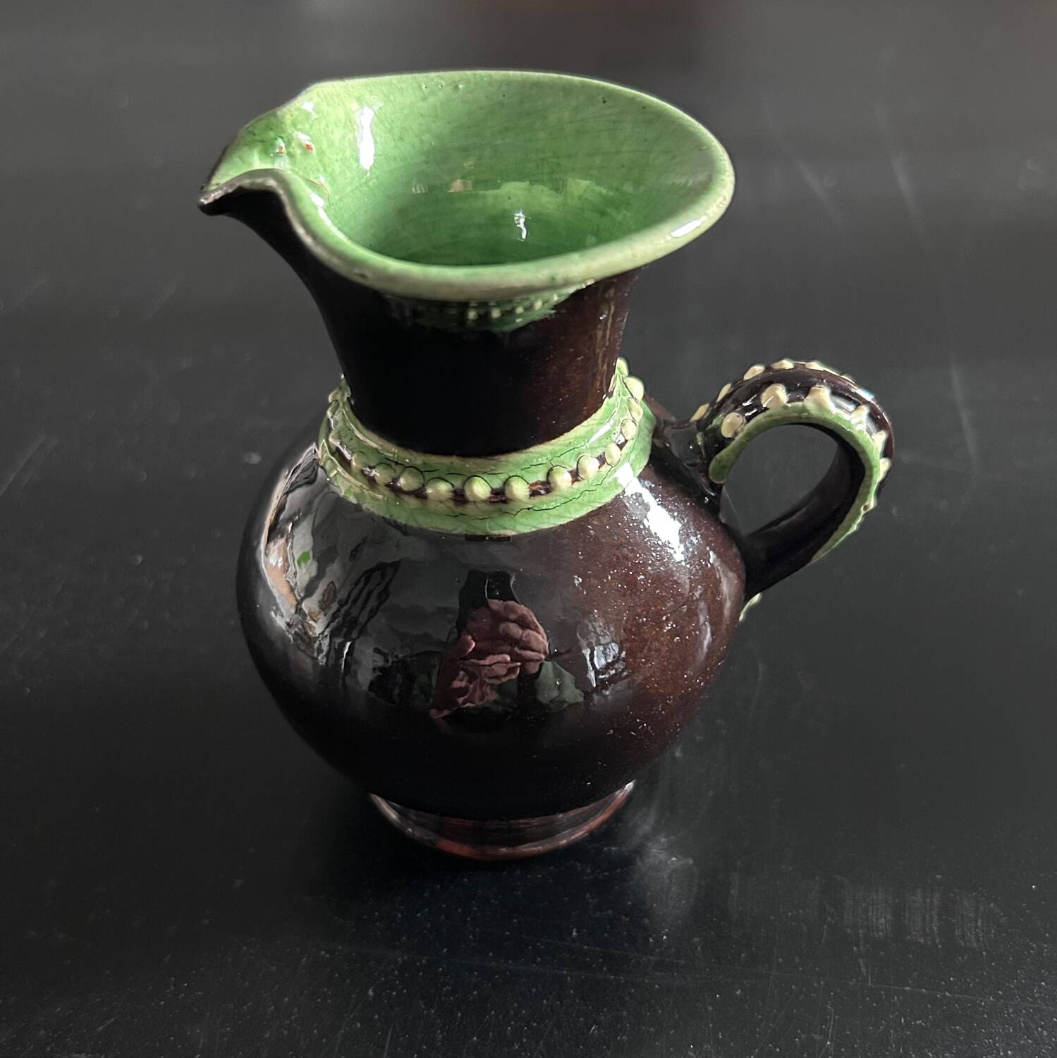 Petit pichet perlée brun et céladon