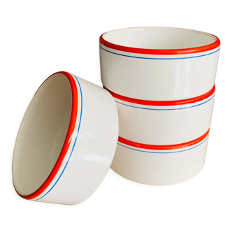 4 vintage stackable ramekins