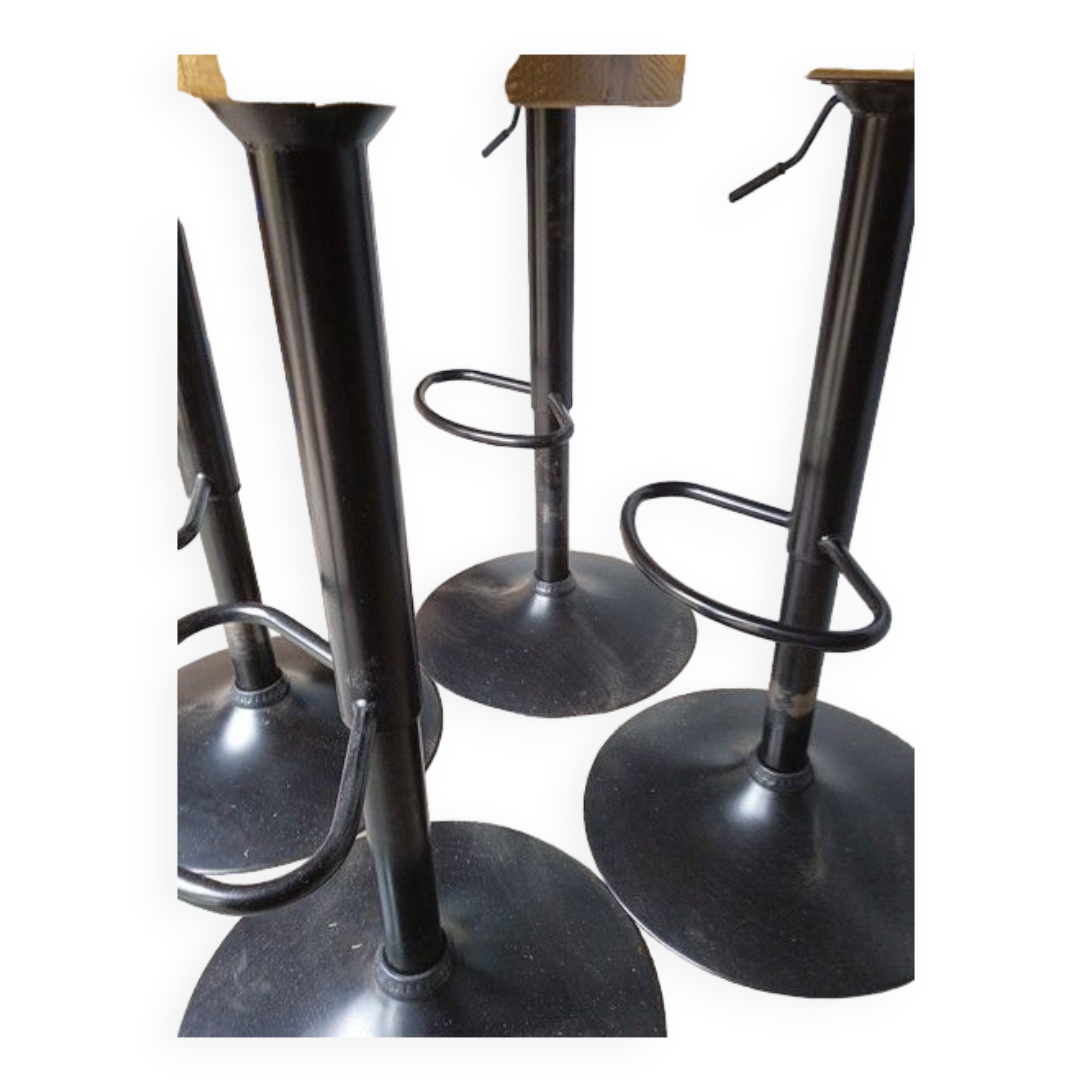 4 high bar stools wood and metal