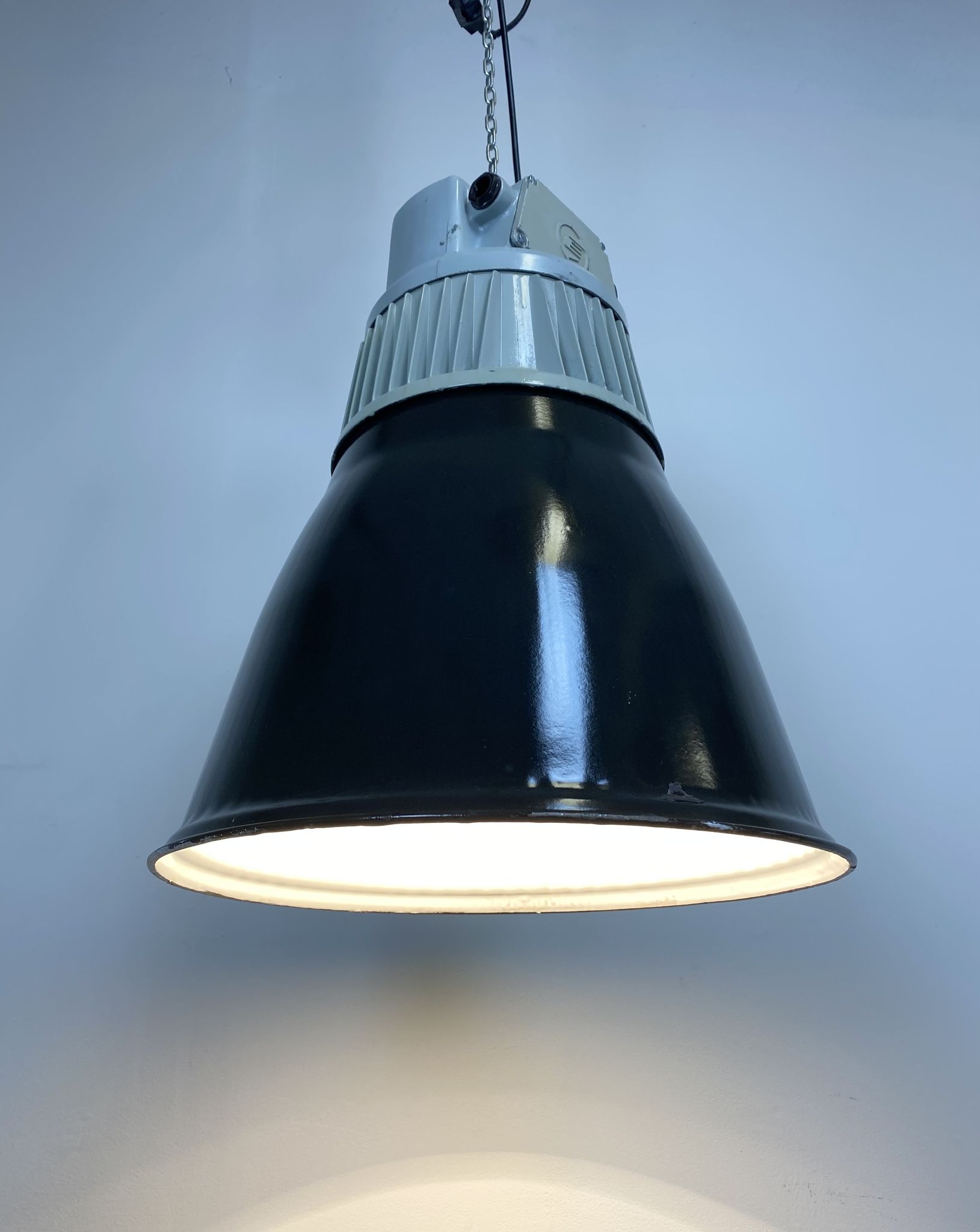 Set of 4 Industrial  Black Enamel Pendant Lamps from Elektrosvit, 1970s
