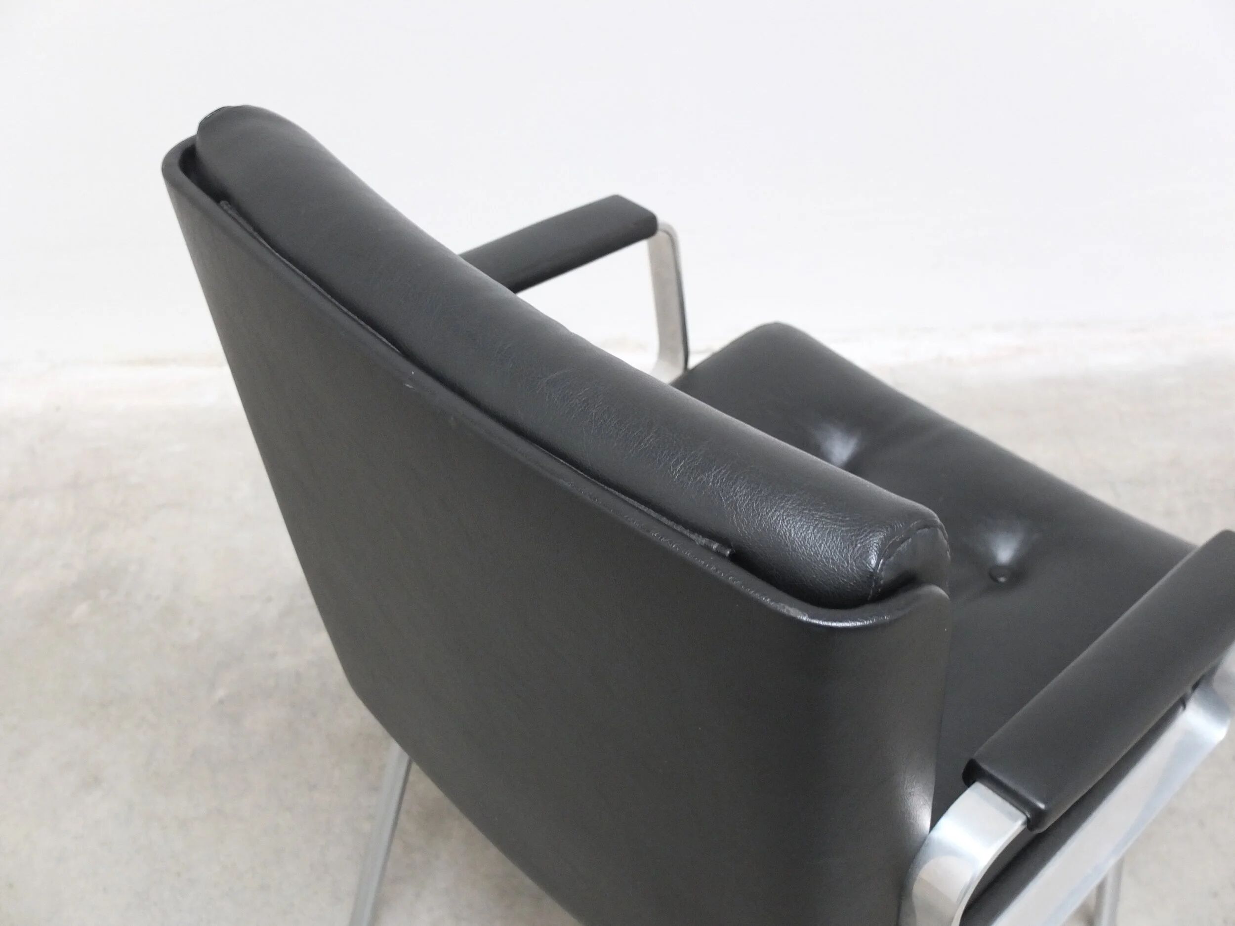 Executive leather armchair by Egon Eiermann for Wilde + Spieth, 1960s