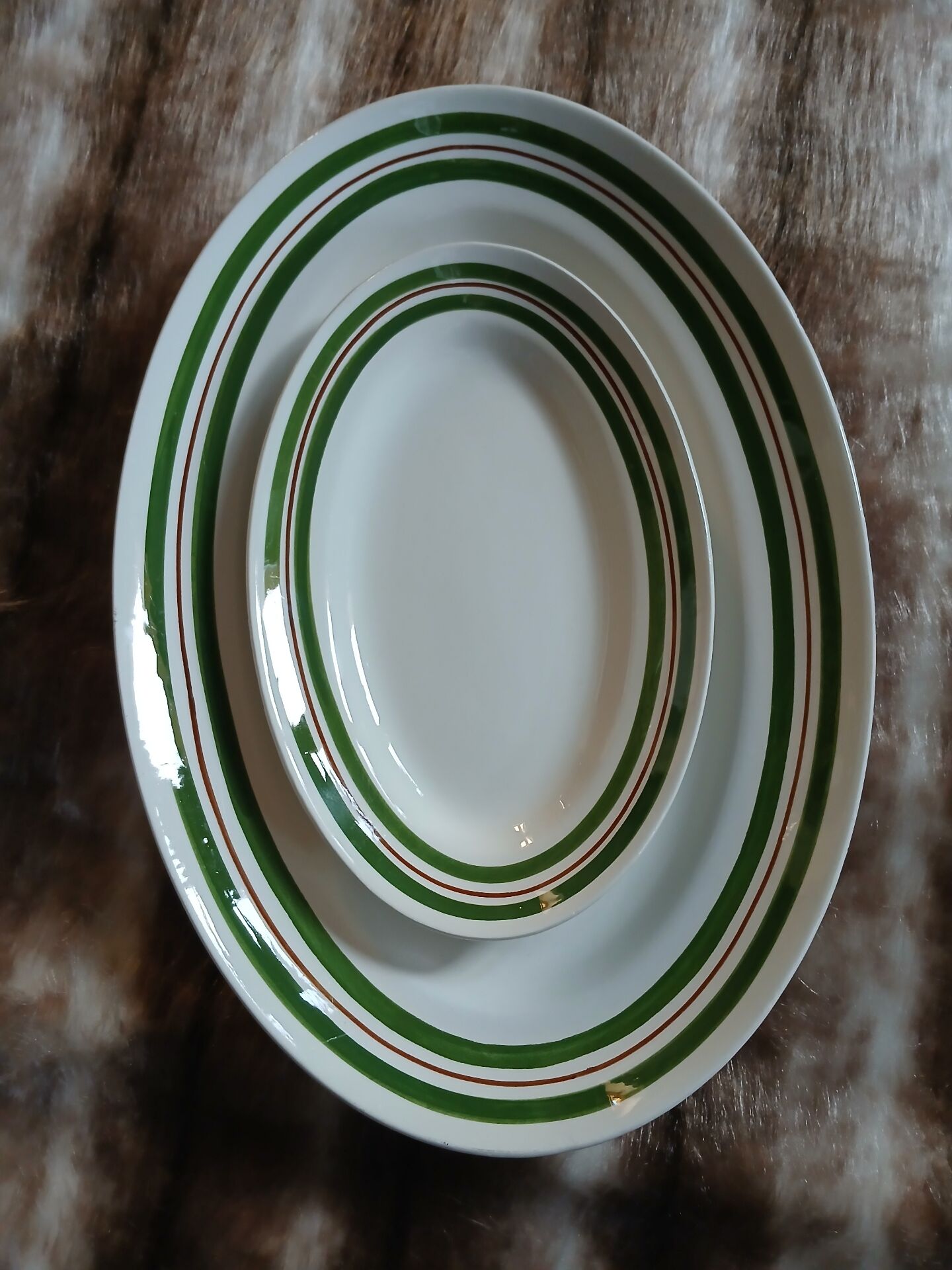 2 old dishes Moulin des Loups