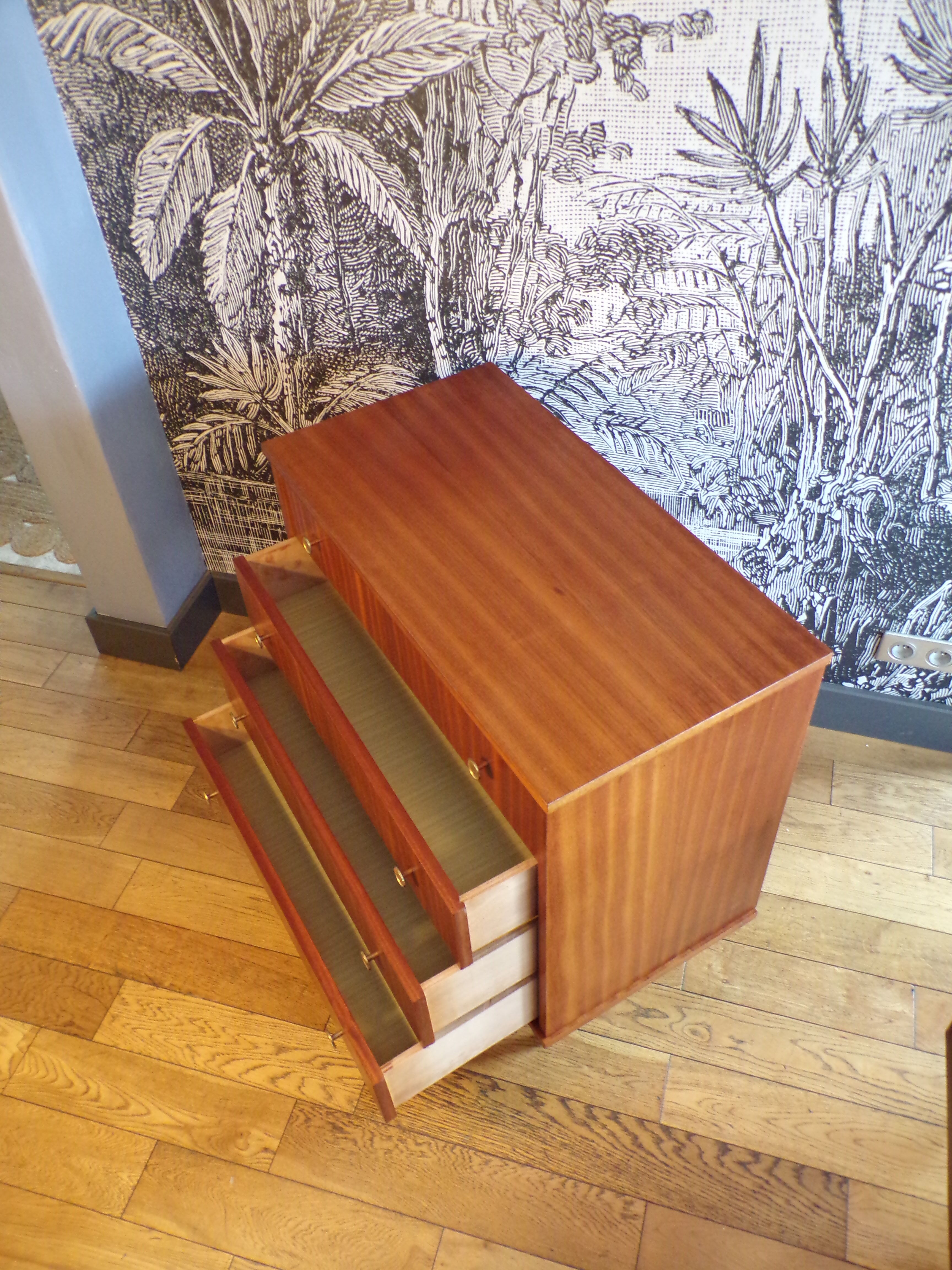 Commode vintage en teck