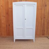 Armoire parisienne