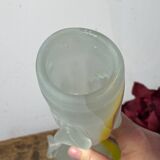 Vase in opaque glass paste