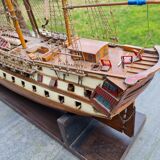Maquette d'un navire à restaurer en bois