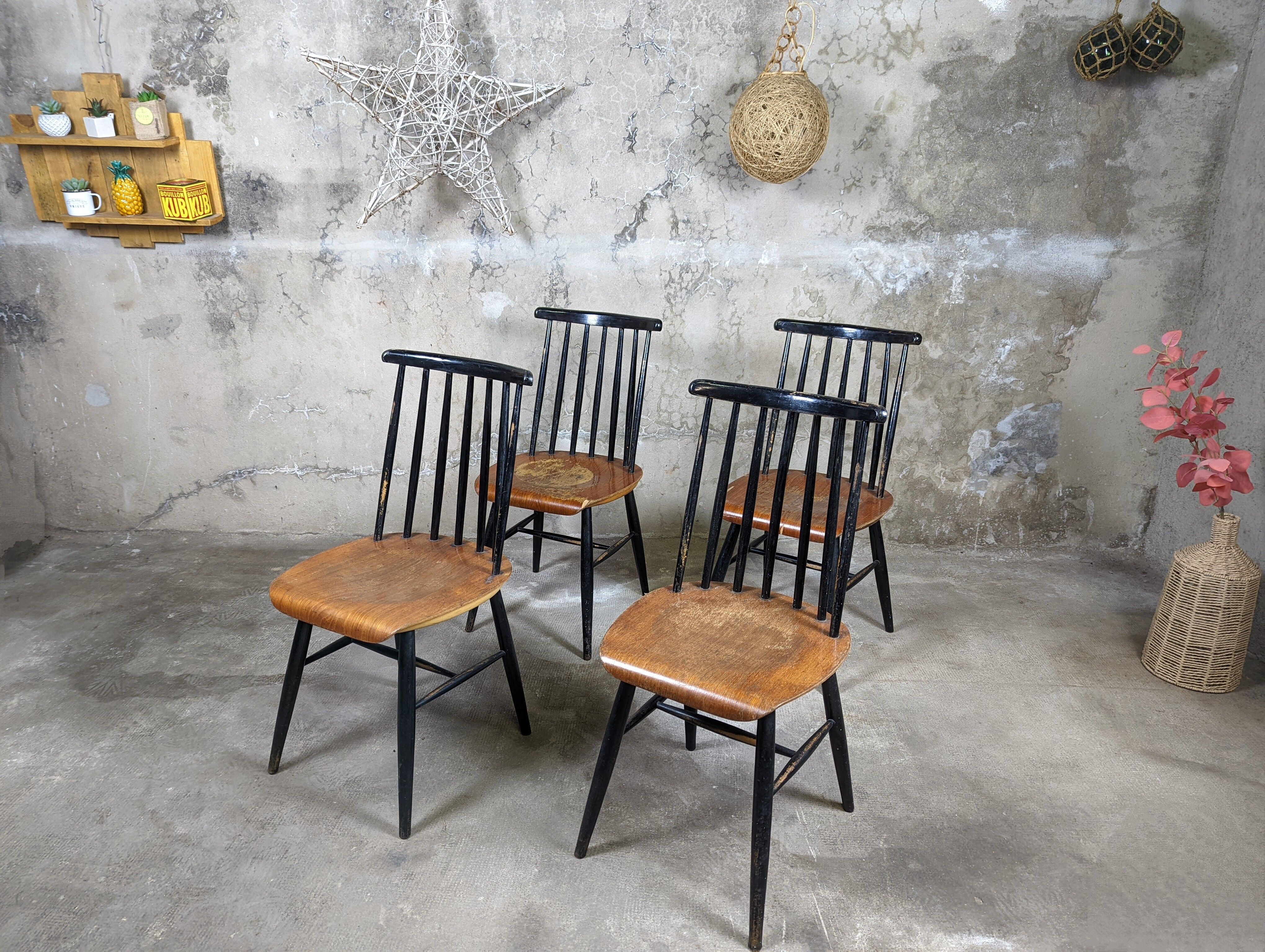 Fanett Chairs by IImari Tapiovaara