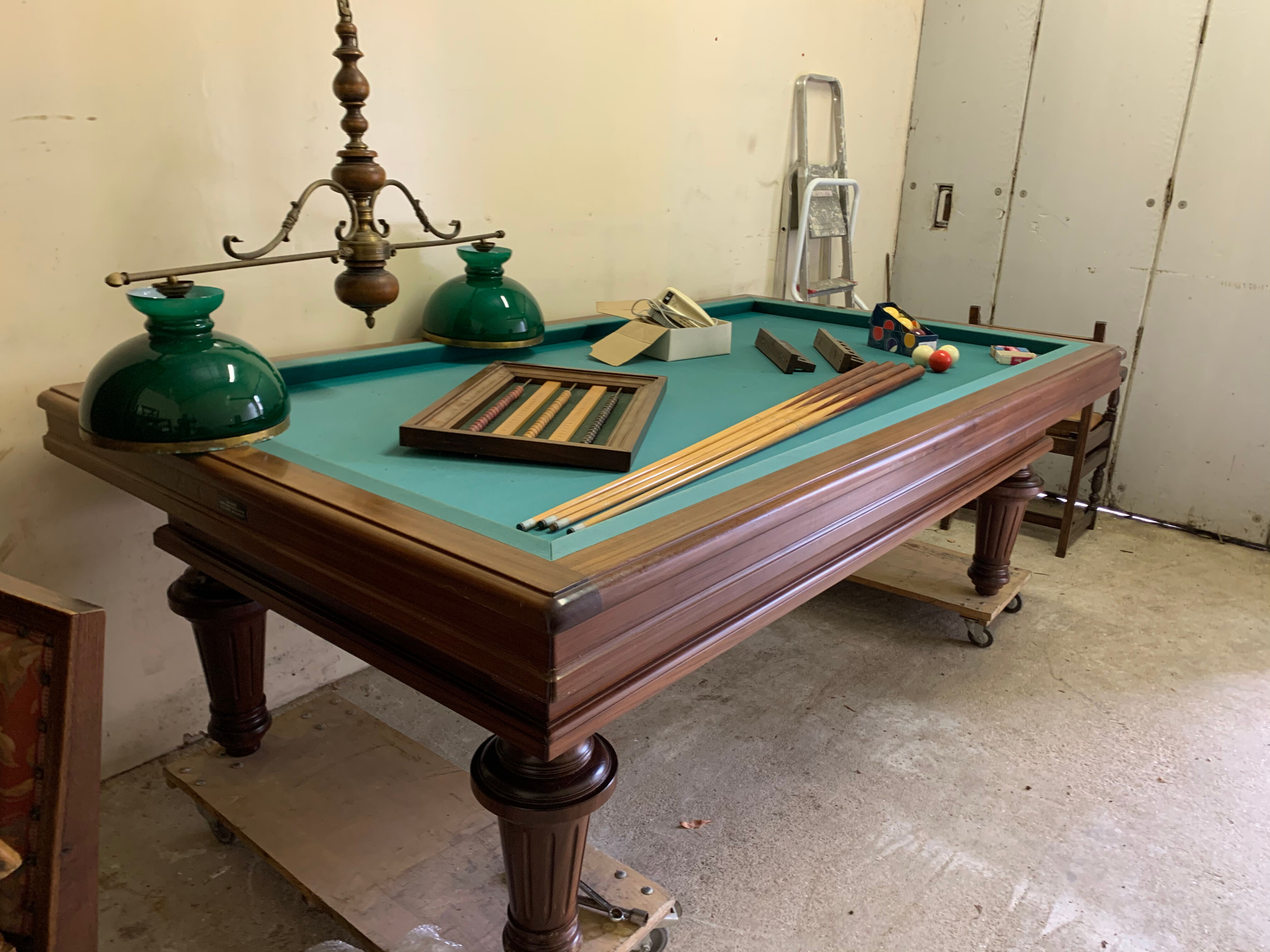 French Billard Full Chevillotte