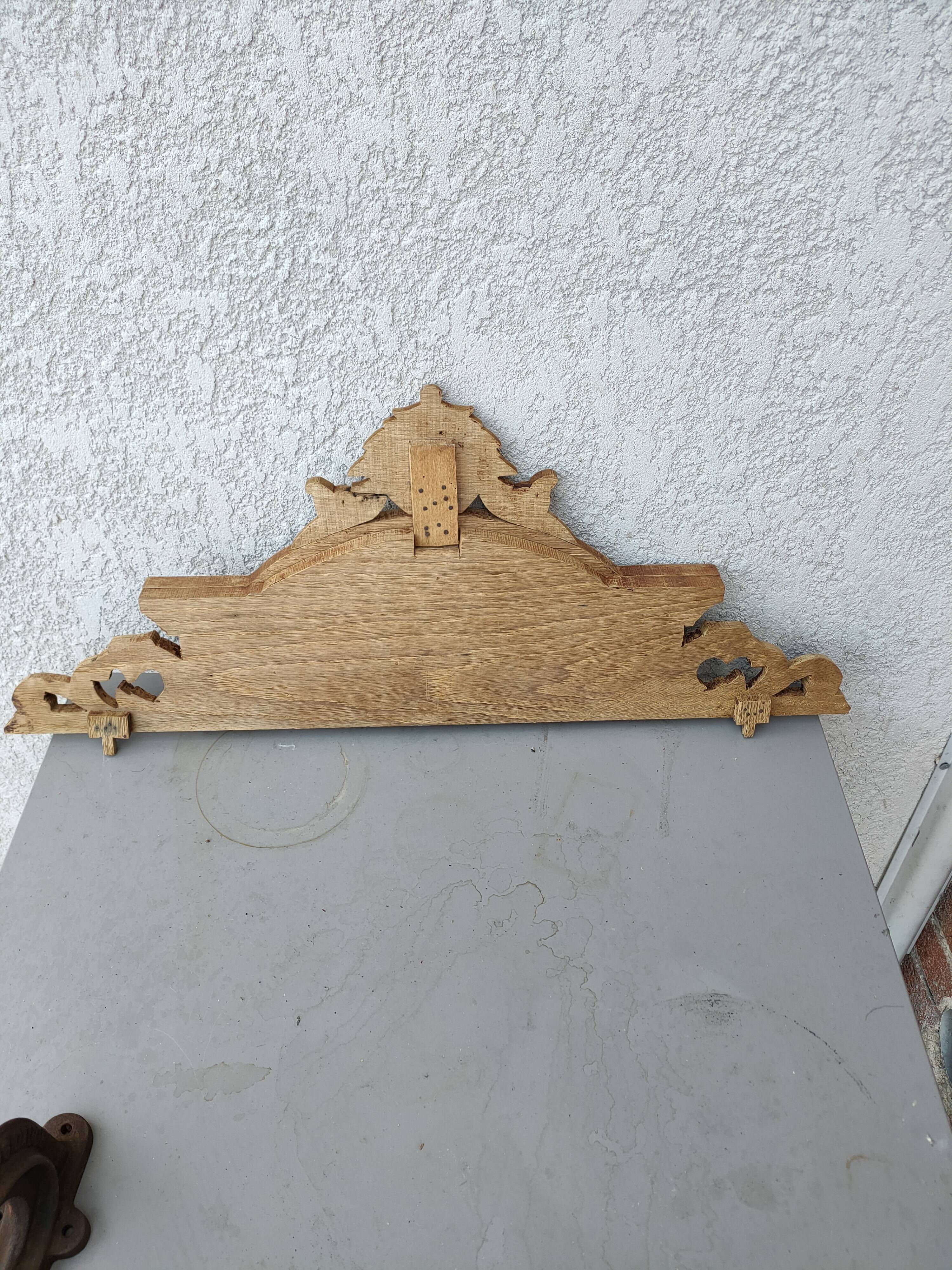 old oak pediment