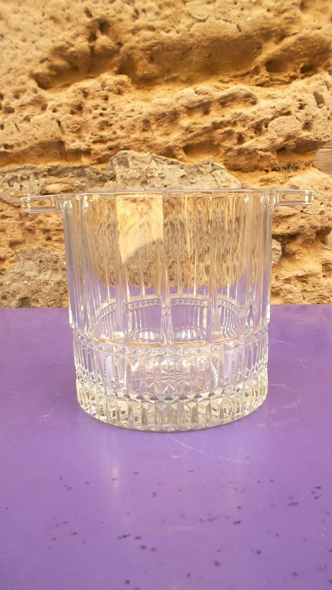 Crystal ice bucket