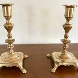 Paire de bougeoirs en laiton
