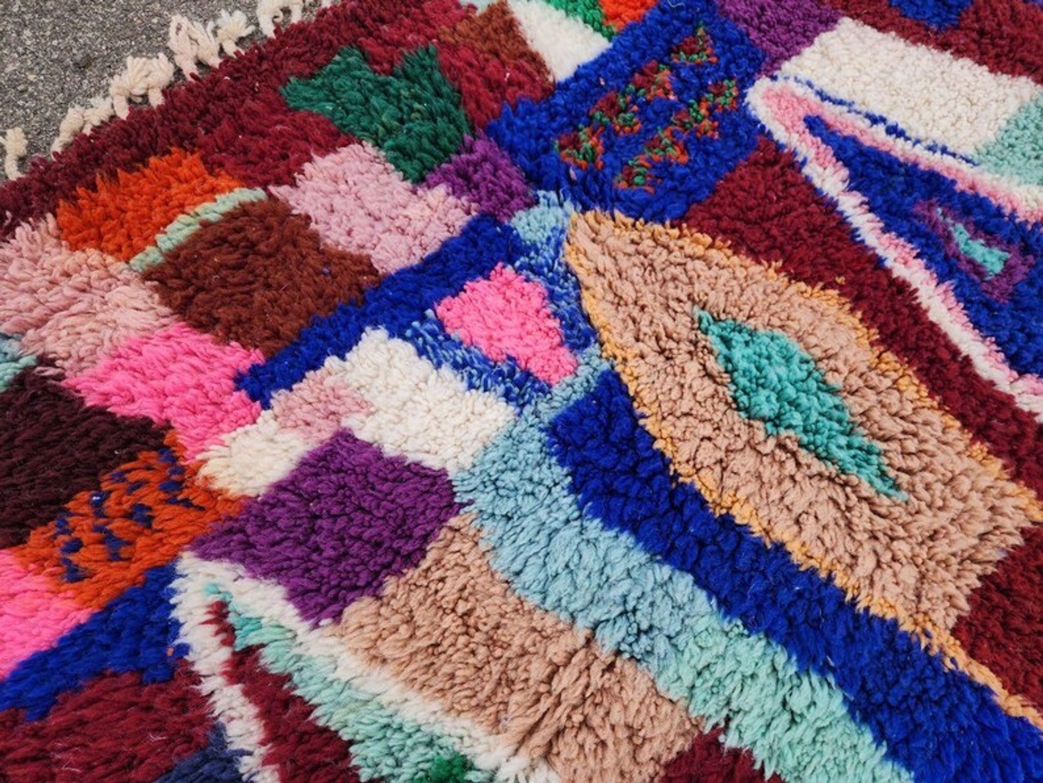 Grand tapis berbère marocain multicolore 350x200 cm – motifs géométriques
