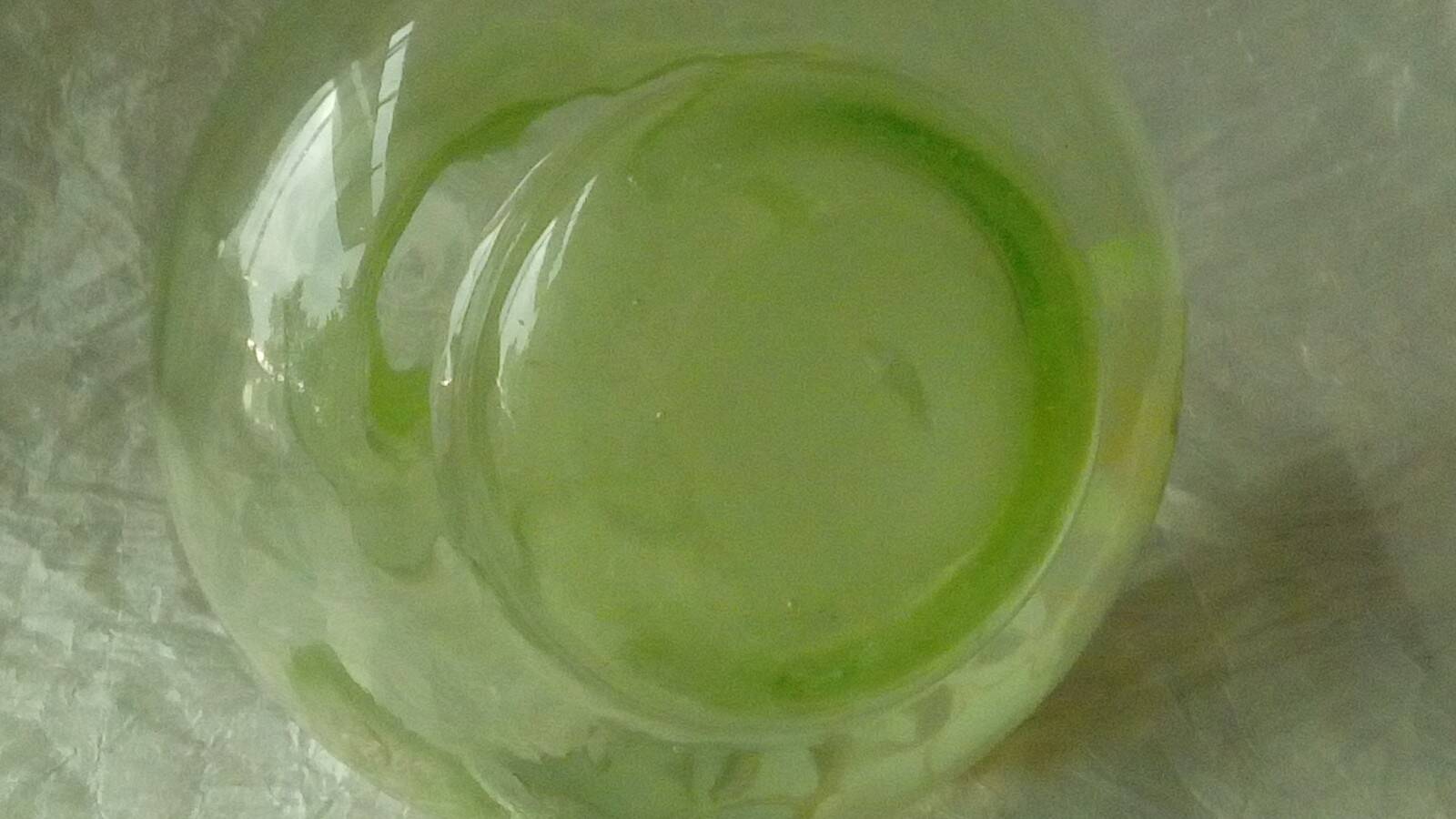 Vase boule en verre emaille email gras