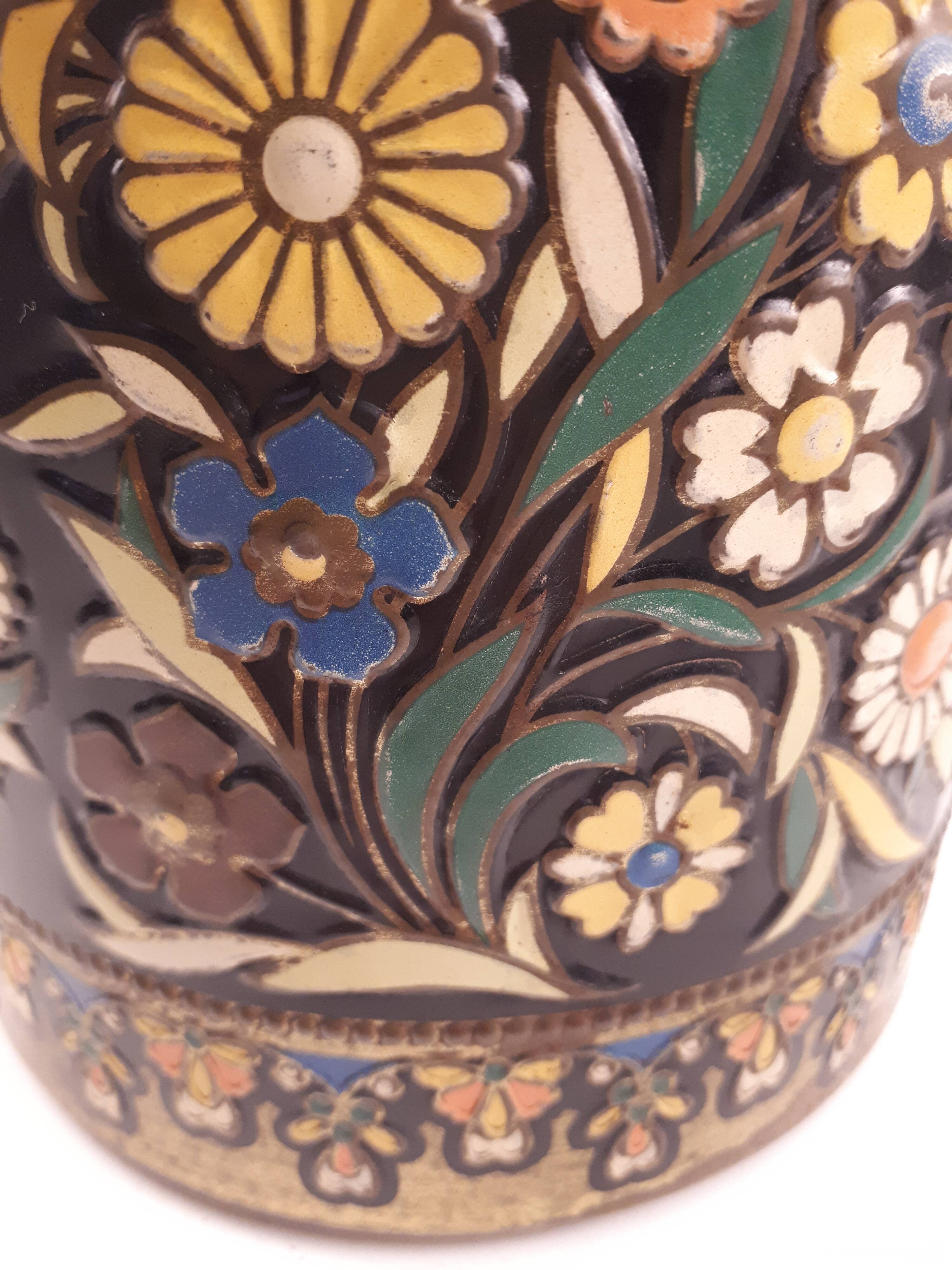 Large vintage waffle metal box 1960 deco flowers