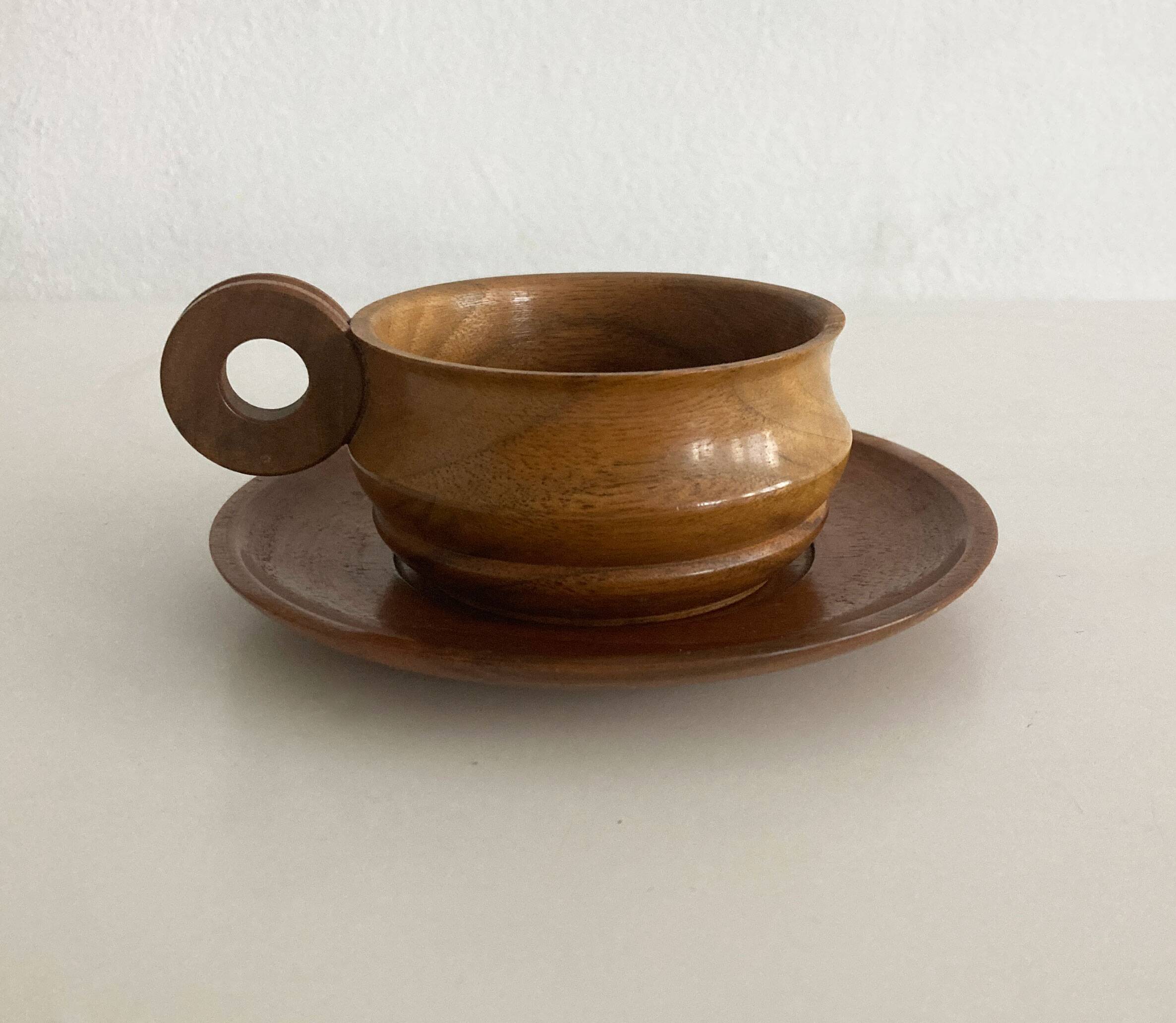 Ensemble de tasses en teck vintage des années 1970