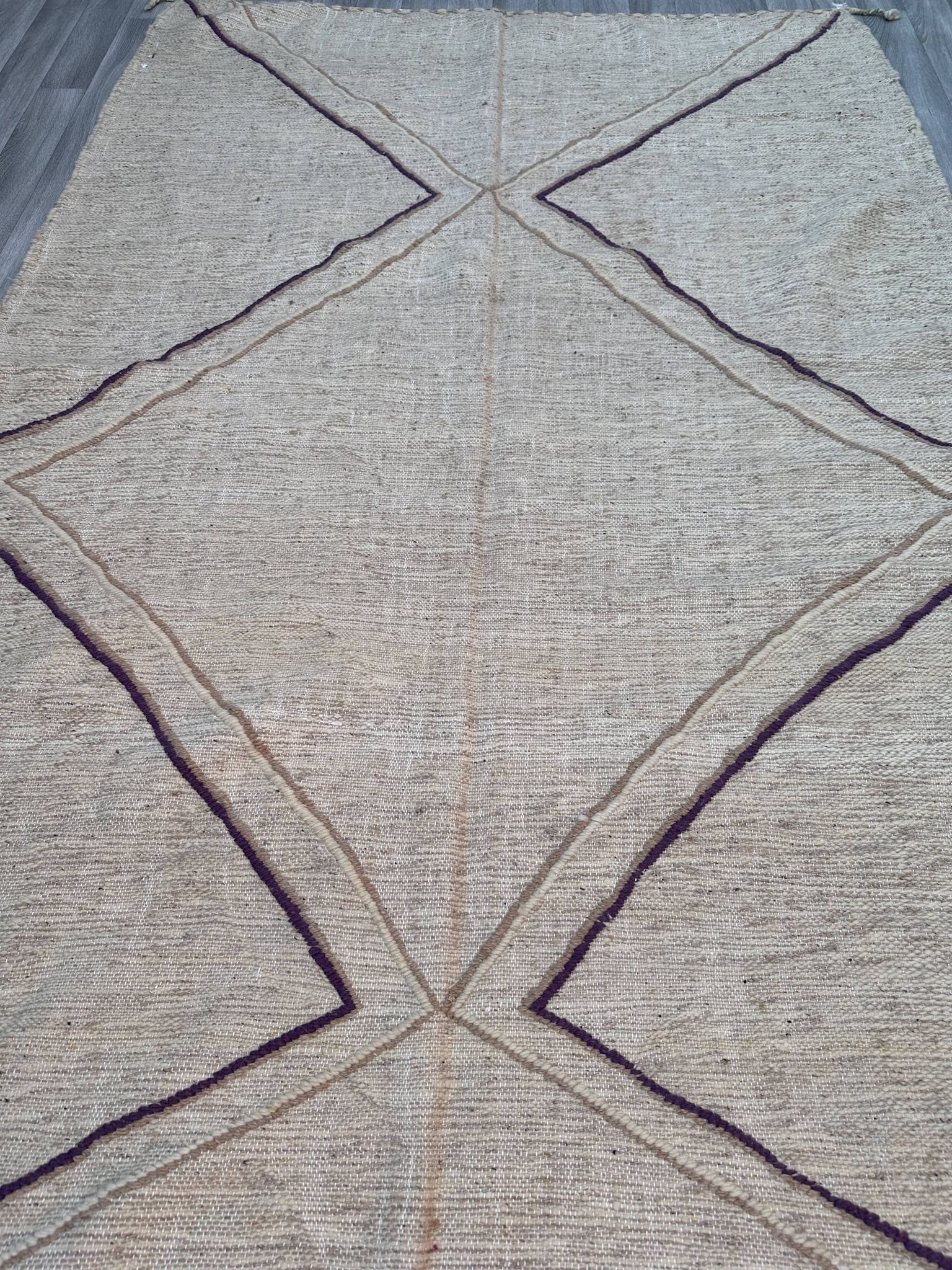 Tapis marocain en laine tissé à la main – Kilim berbère, décoration bohème