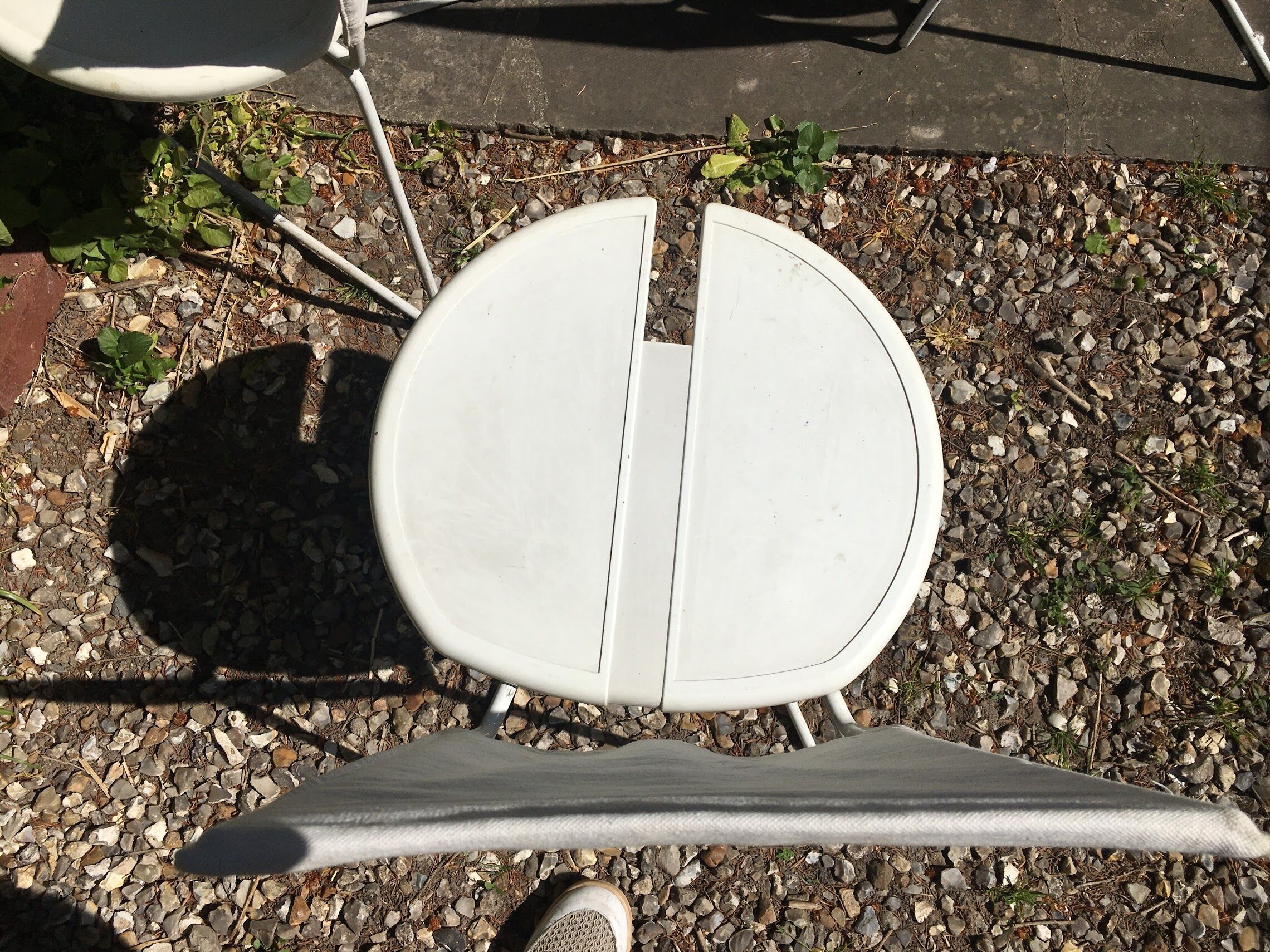 Outdoor table design 60s