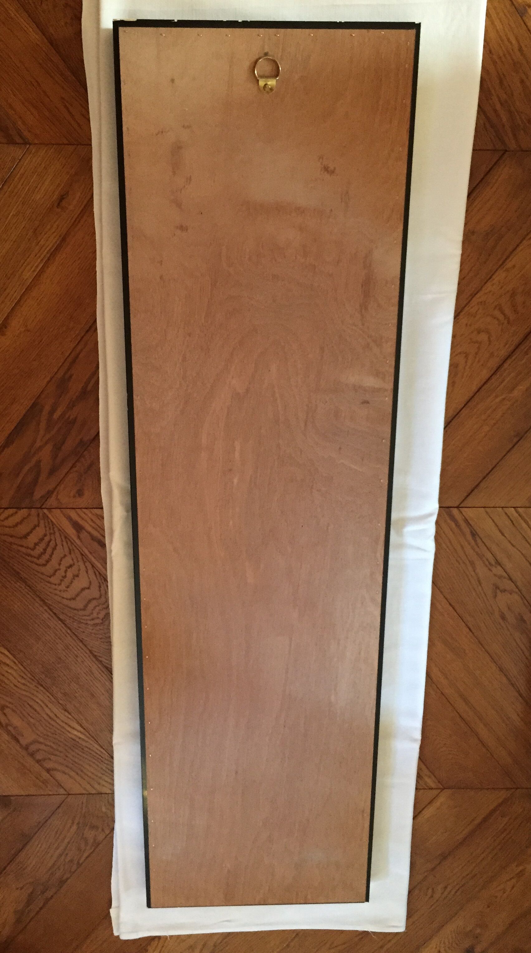 Vertical mirror in walnut 35x125cm