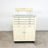 Armoire de dentiste médical industriel sur roues Allemagne 1950s