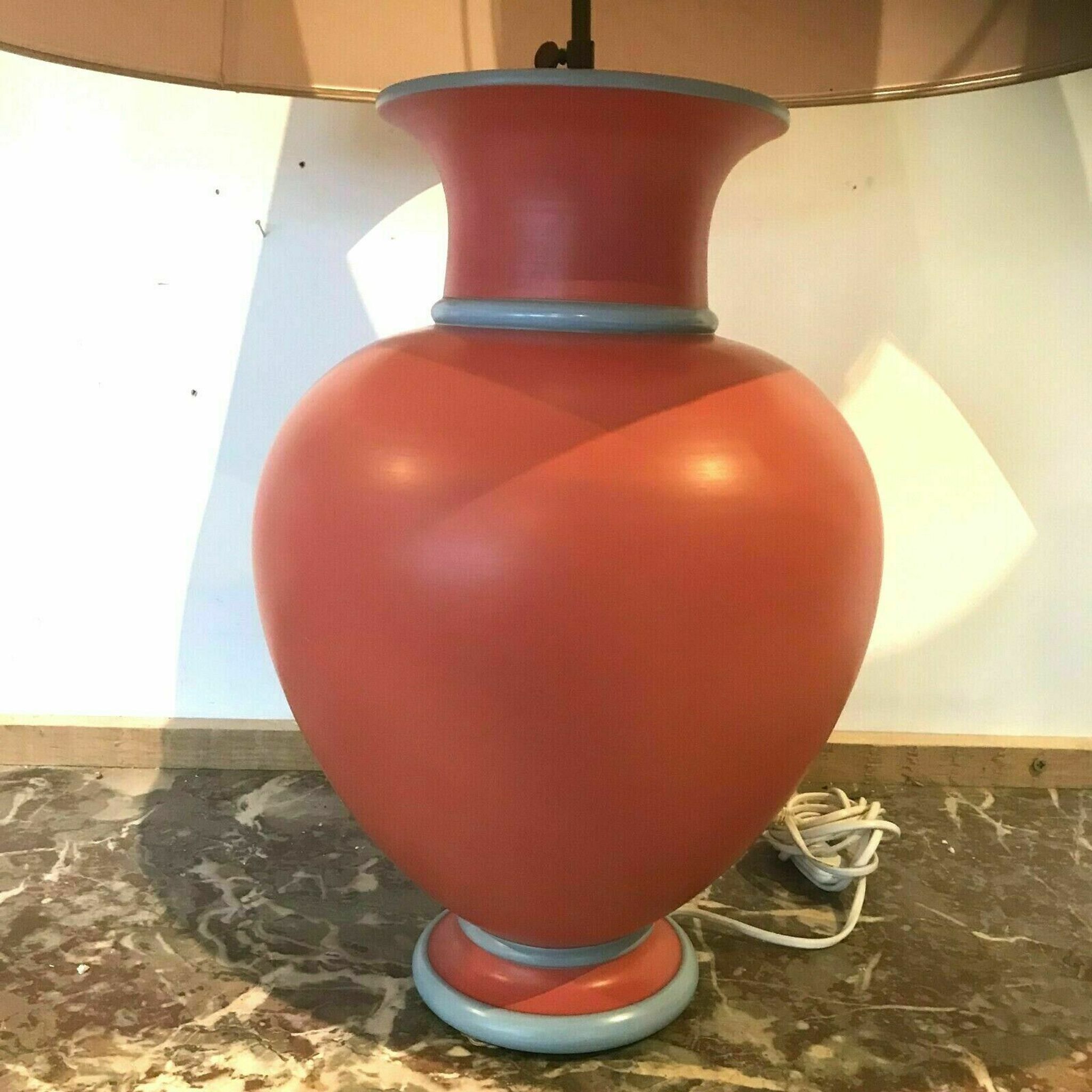 Pair of earthenware lamps with pink and gray patina XX century