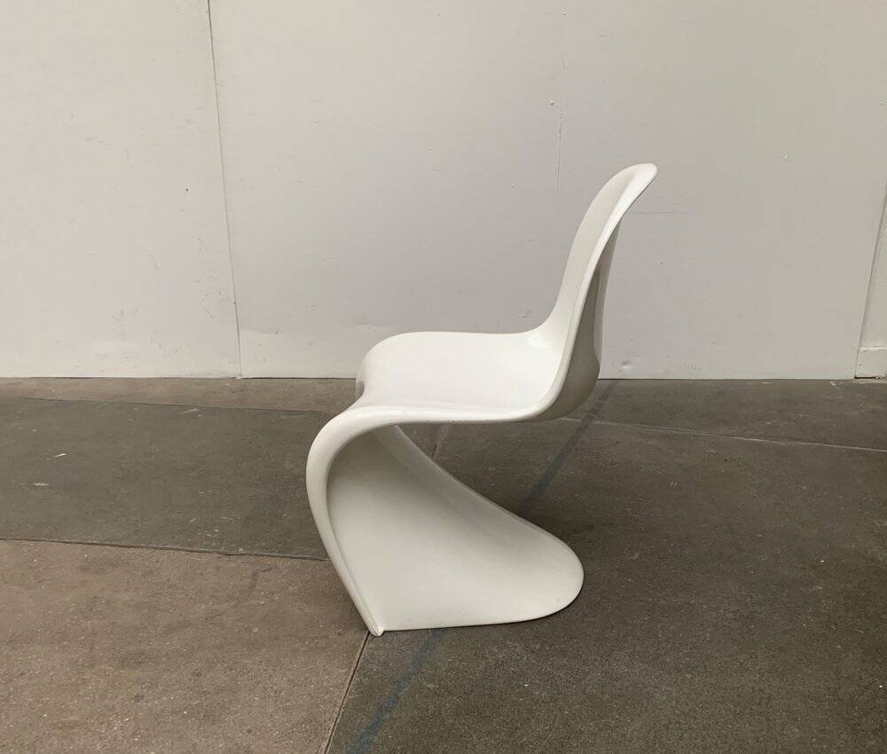 Panton side chairs from the mid-century by Verner Panton for Herman Miller, 1960s.