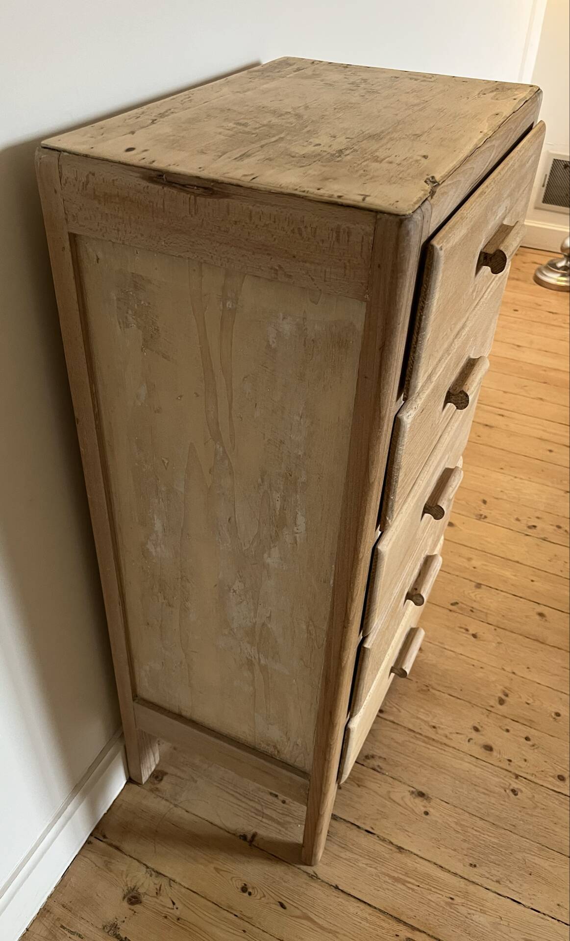 Vintage pine chest of drawers – 5 drawers