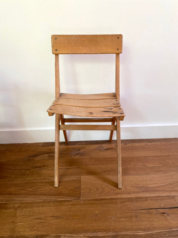 Chaise scandinave vintage en bois pour enfant