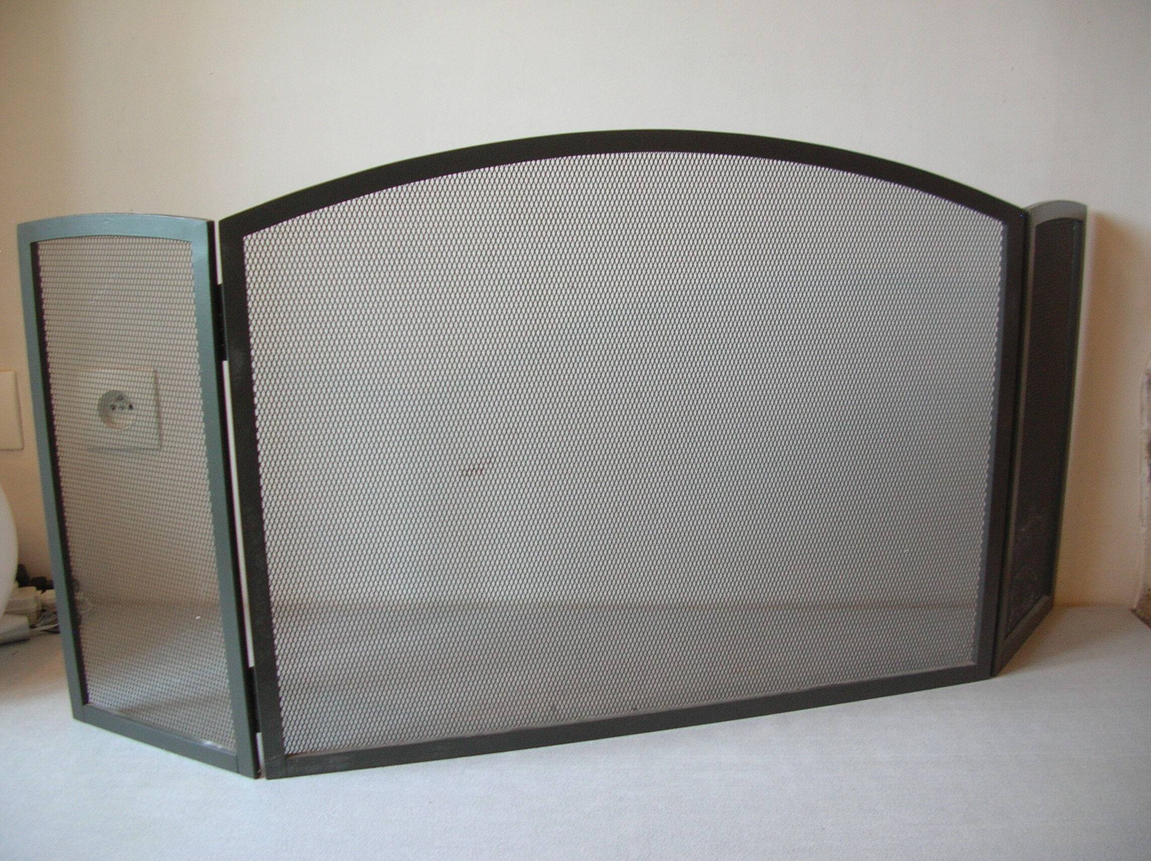 Chimney fire screen spark arrestor 3 metal louvers 1 meter fire screen