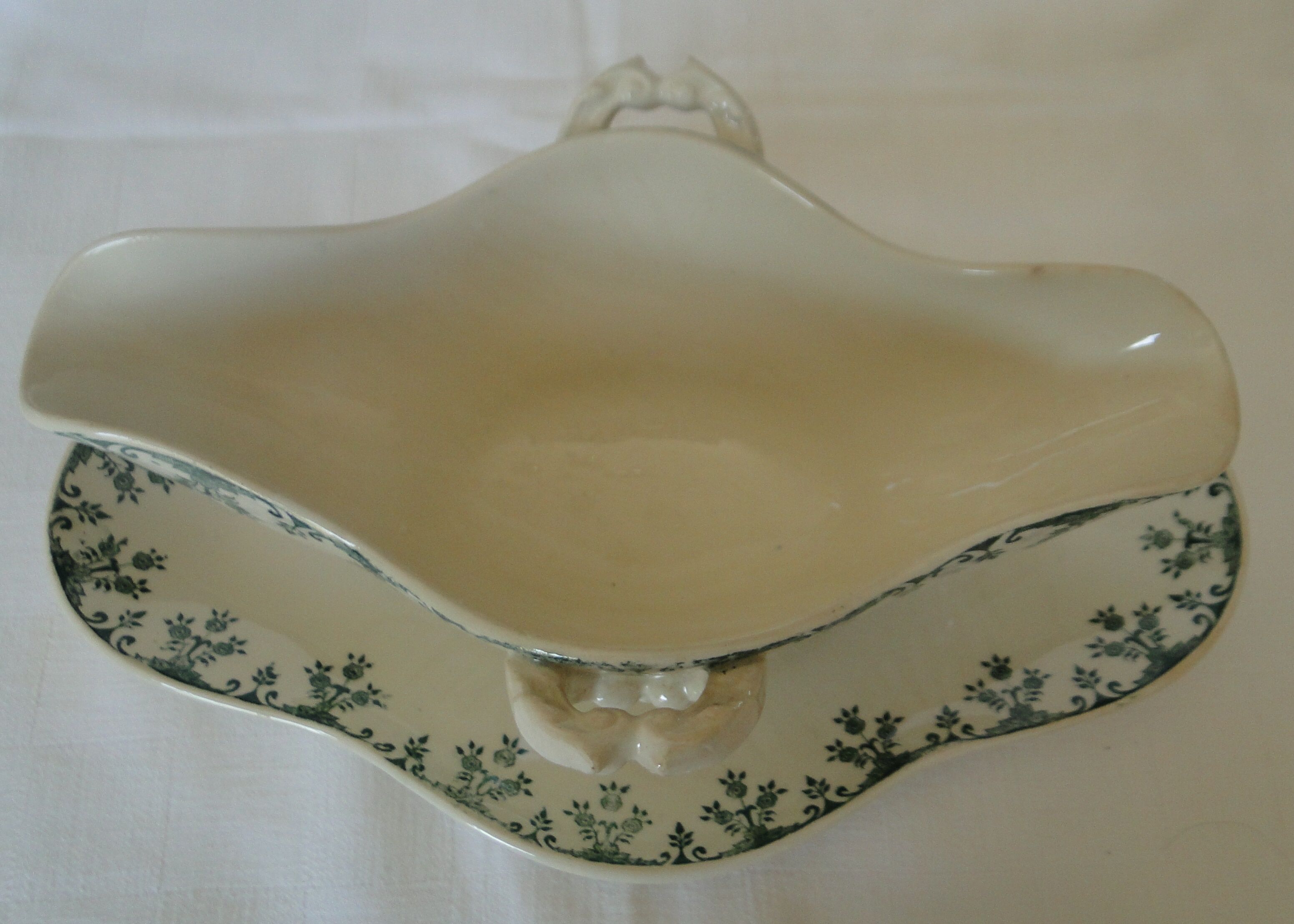 SAUCIERE ANCIENNE GIEN 1878 MODELE FLORENCE engraved in hollow Ac