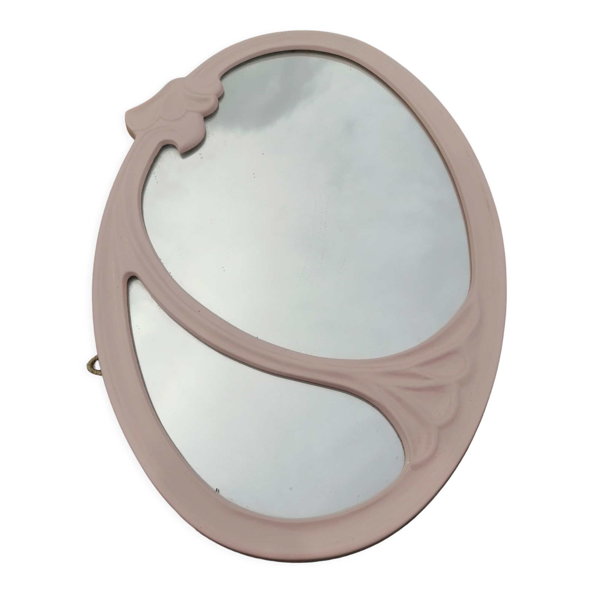 Oval mirror in pink cast iron layette