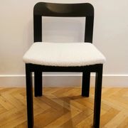 4 chairs