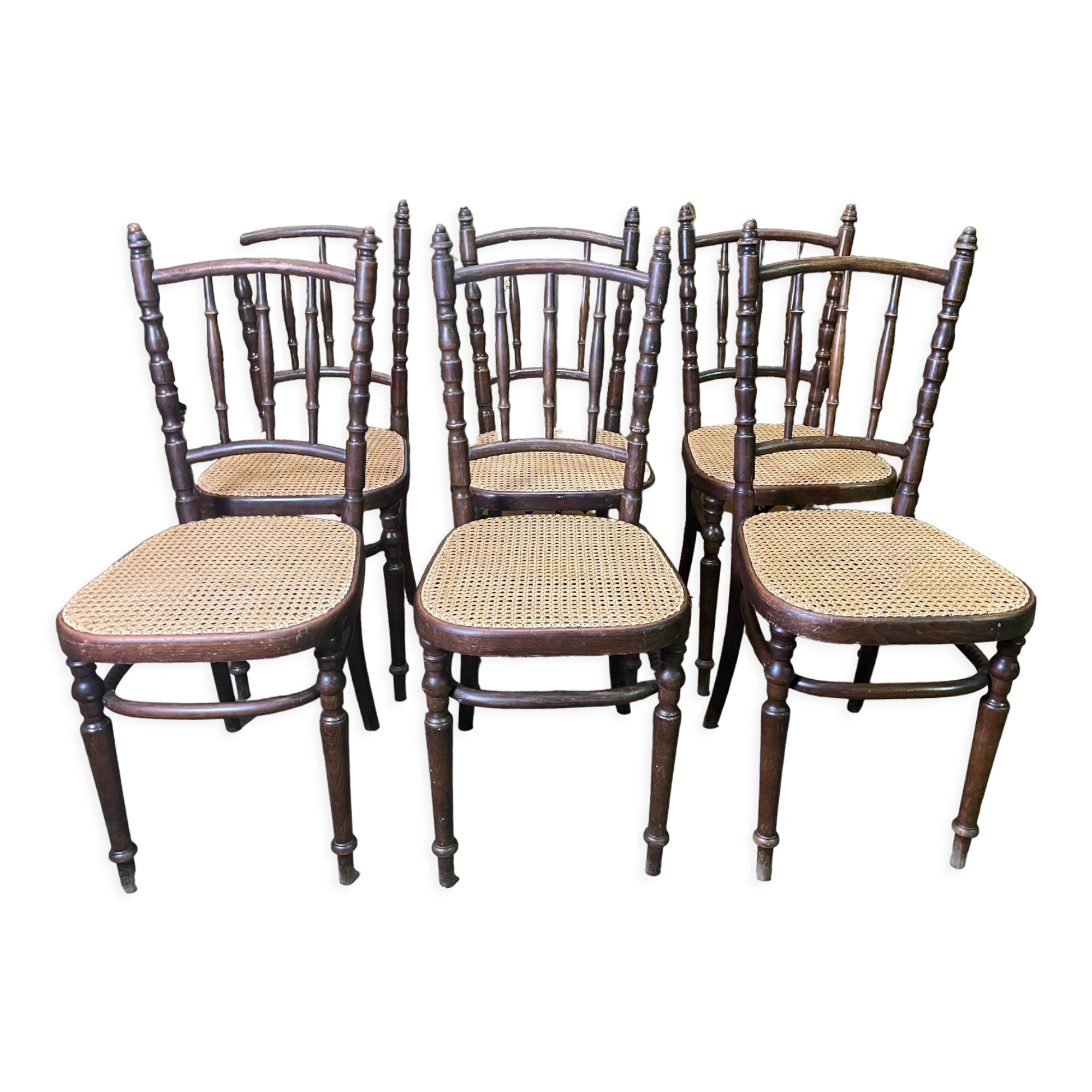 Suite de 6 chaises bistrot en cannage Fischel