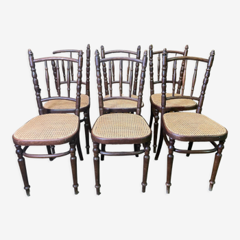 Suite de 6 chaises bistrot en cannage Fischel