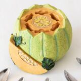 Ceramic trompe-l'oeil bowler spoon servant