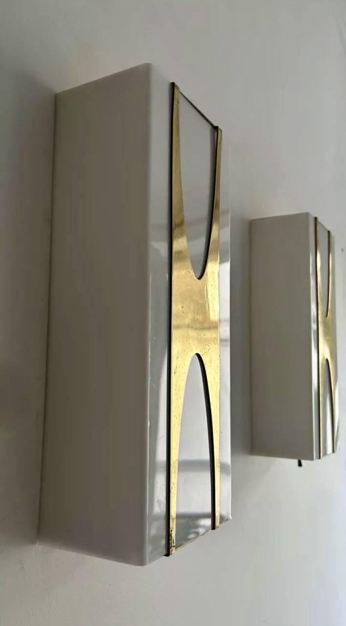 Pair of Loewy wall lights for Hilton, brass and Perspex, France 1965